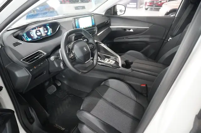 Peugeot 3008 view 15