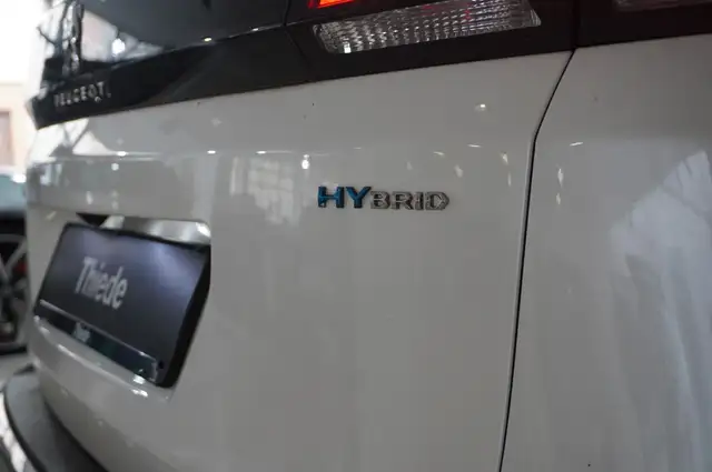 Peugeot 3008 view 9