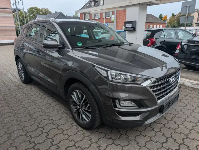Hyundai TUCSON Advantage 1. Hand, TÜV NEU & Wenig Kilometer