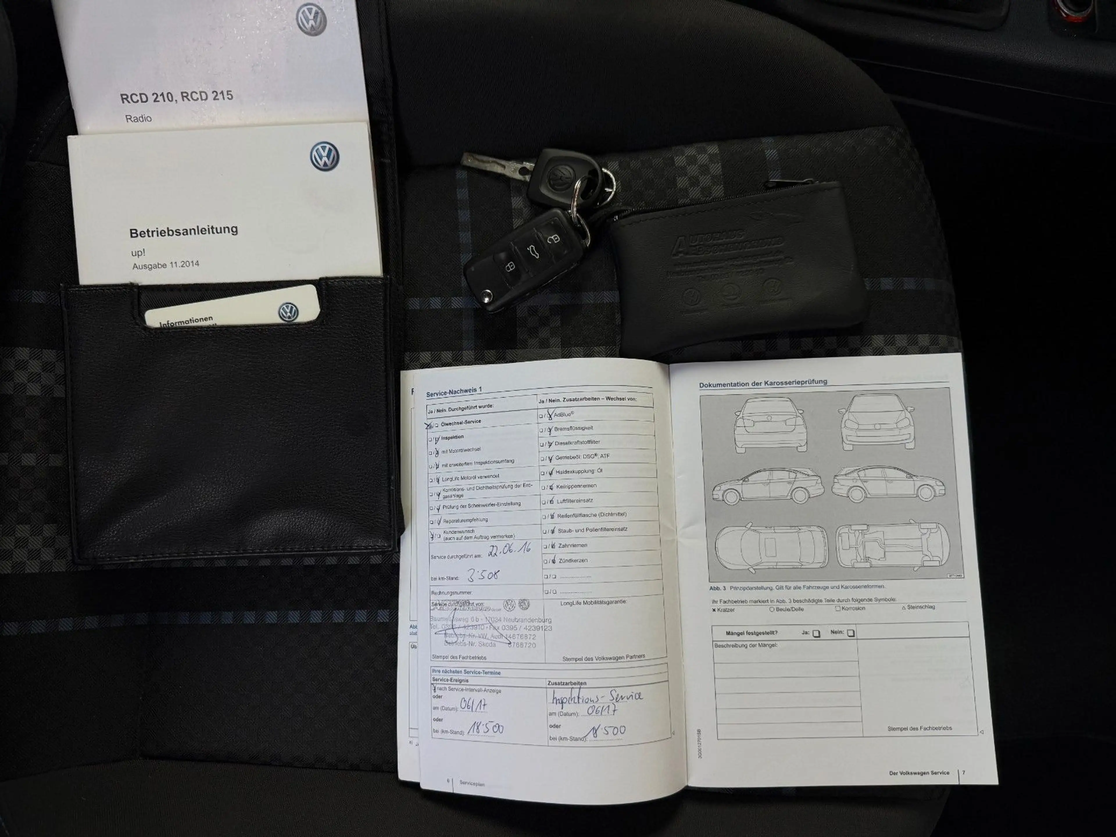 Volkswagen up! club up!Scheckheft*Klima*TÜV NEU* — photo 11