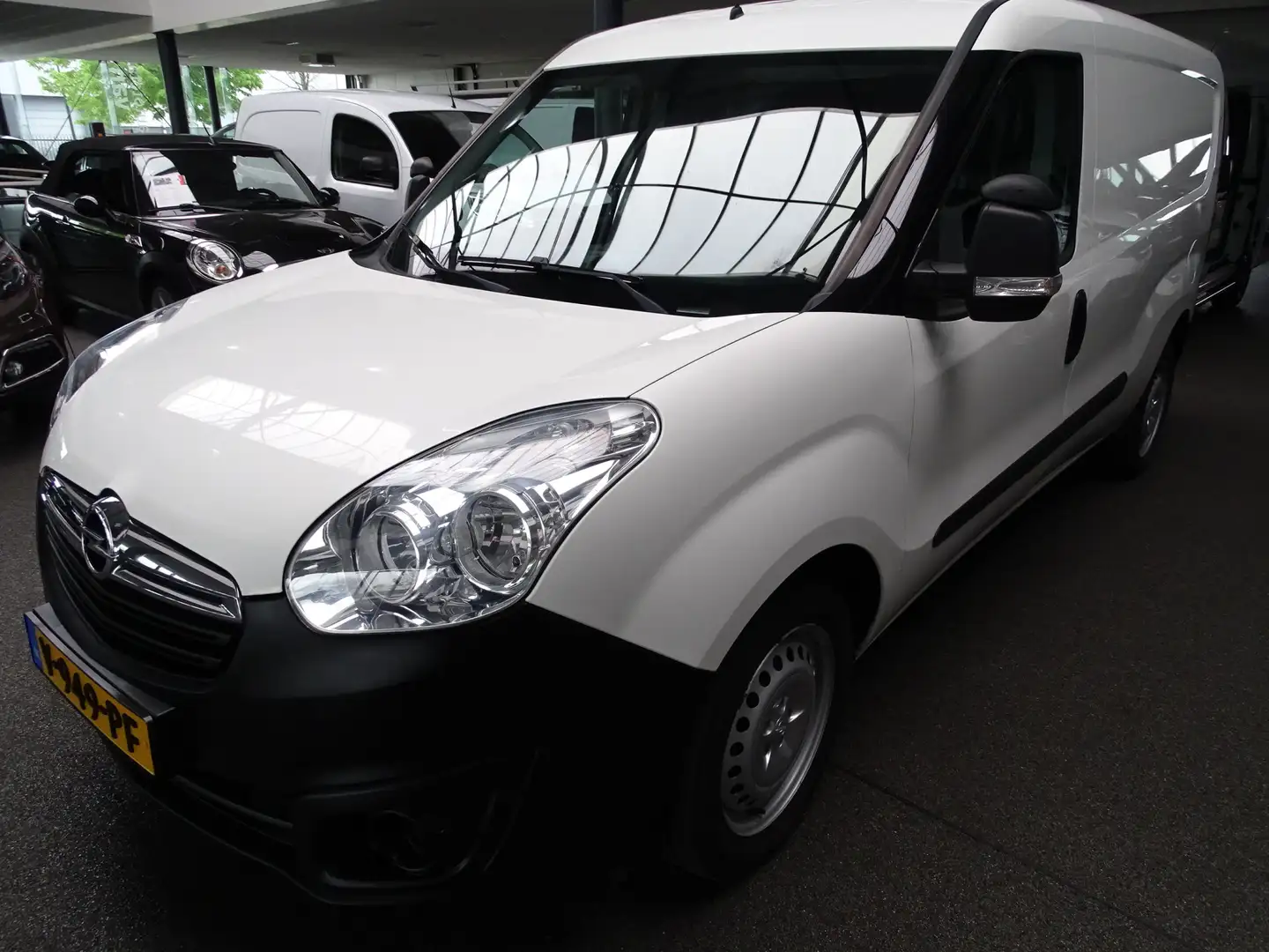 Opel Combo 1.3 CDTI, Maxi, L2H1 Edition NAvi, Inrichting, Air Weiß - 2