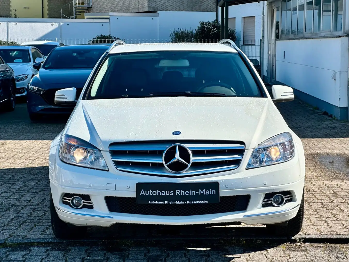 Mercedes-Benz C 250 T CGI Aut.*Klimaaut*Shz*Pdc*Ahk*T-Leder Weiß - 2
