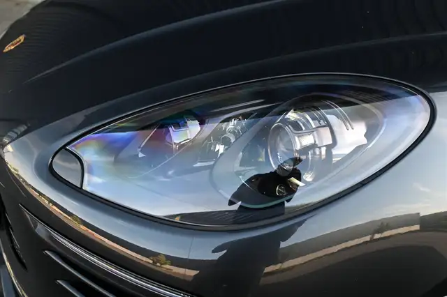 Porsche Macan view 9
