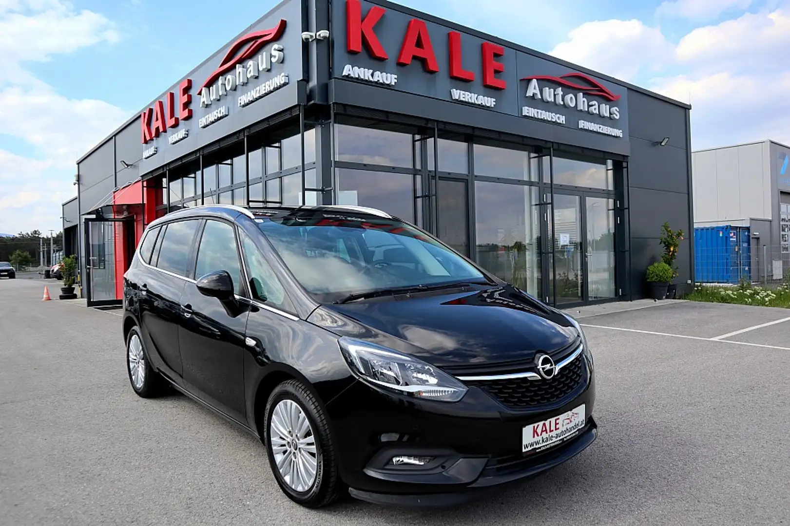 Opel Zafira 1,6 CDTI BlueInjection Innovation Schwarz - 1