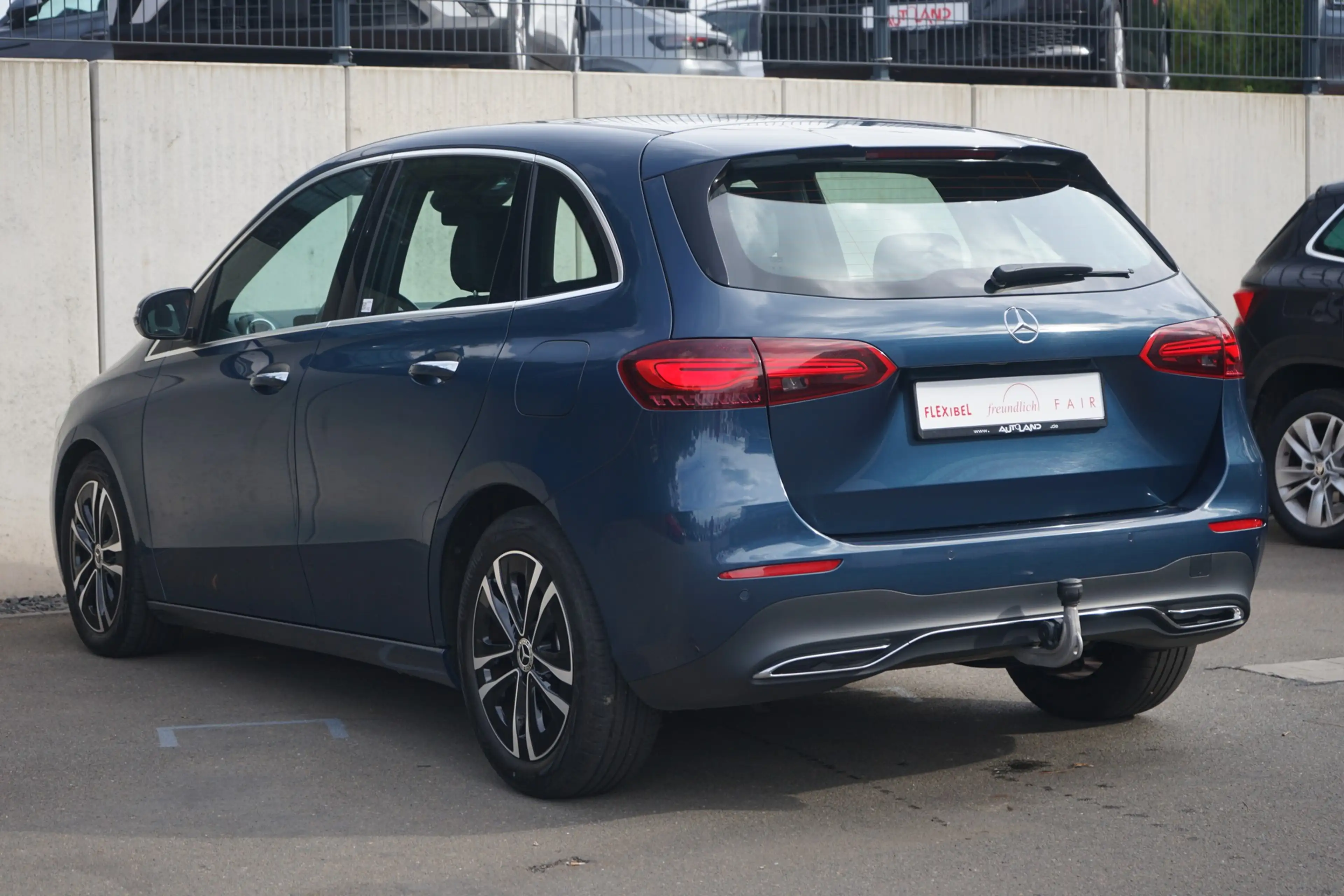 Mercedes-Benz B 200 B200 Progressive Multibeam Navi Kamera AHK Keyless — photo 5