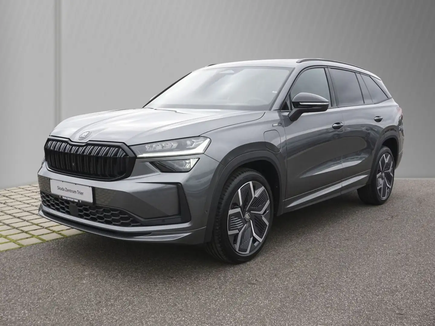 Skoda Kodiaq 1,5 TSi iV Sportline Gris - 2