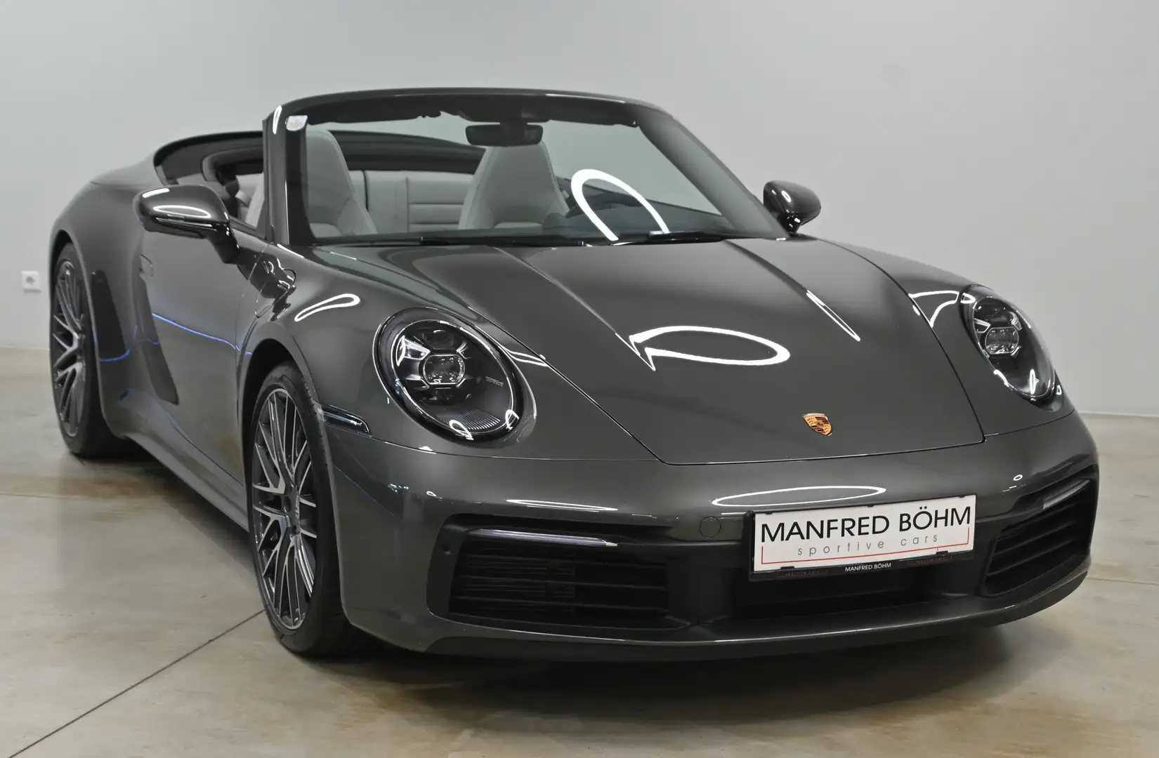 Porsche 992 911 Carrera 4 Cabrio PDK Modell 992 Vert - 2