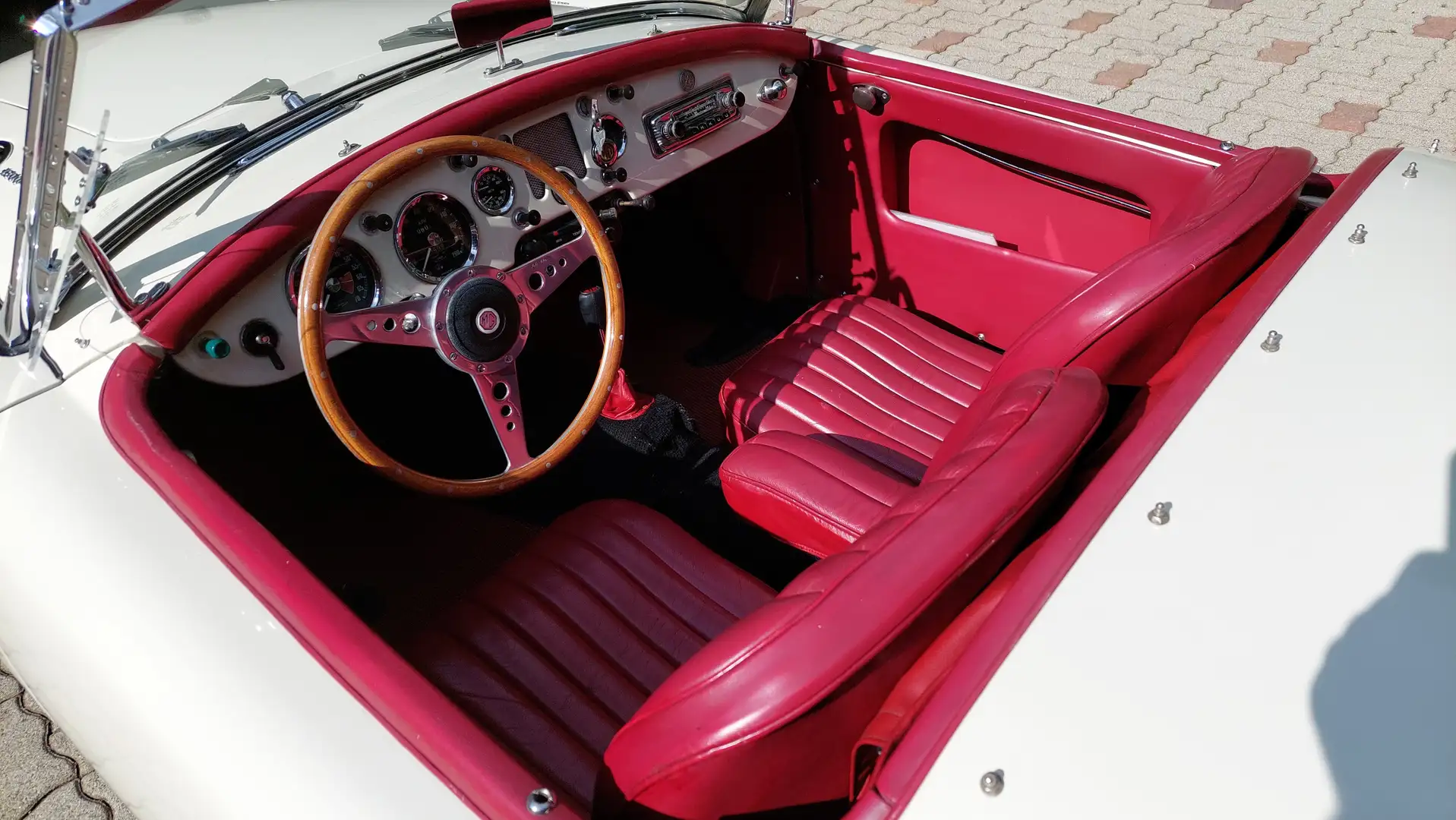 Oldtimer MG MGA Seater Blanc - 2