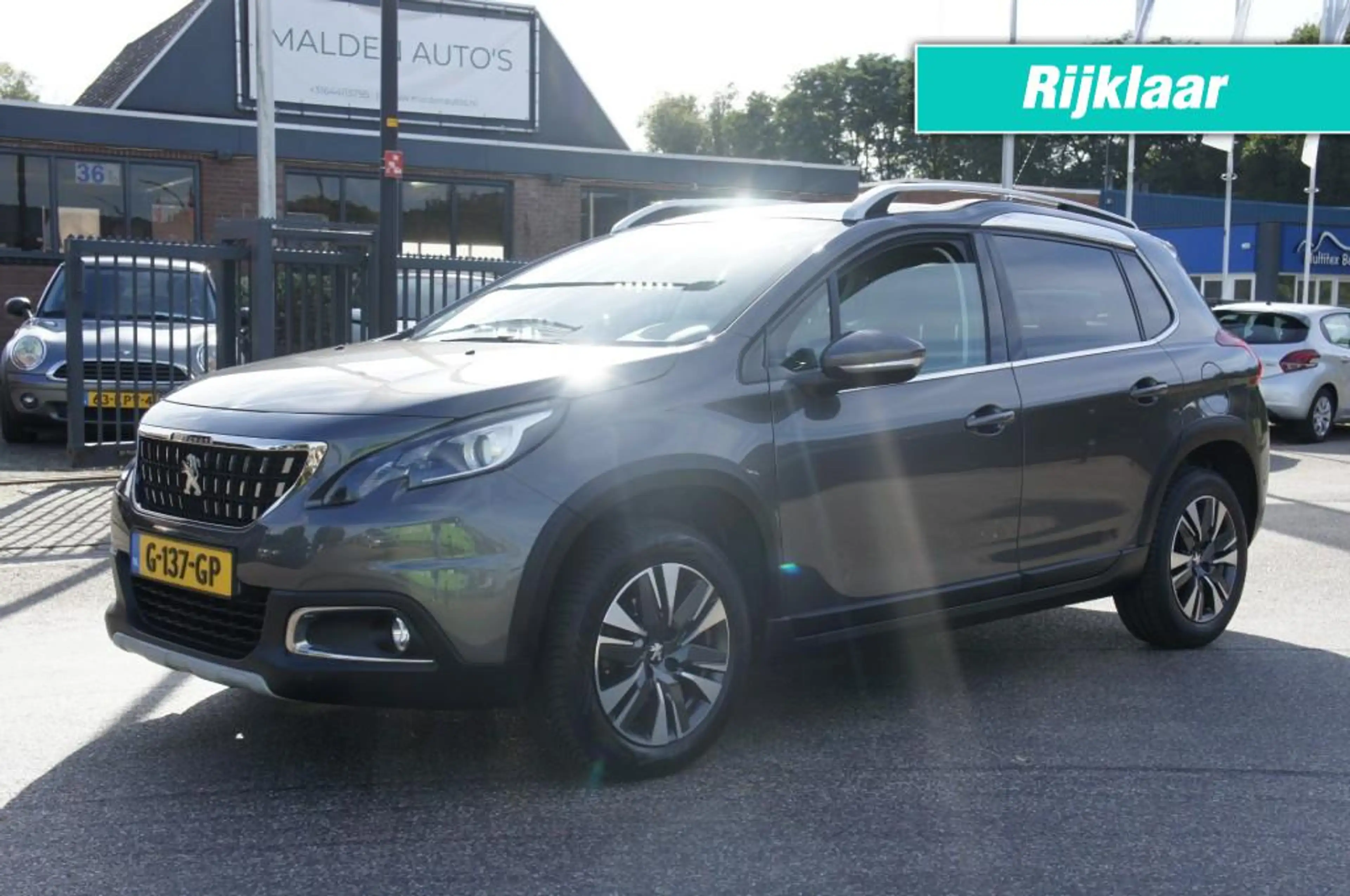 Peugeot 2008 1.2 PURETECH ALLURE NAVI/PANO/APPLECARPLAY-ANDROID