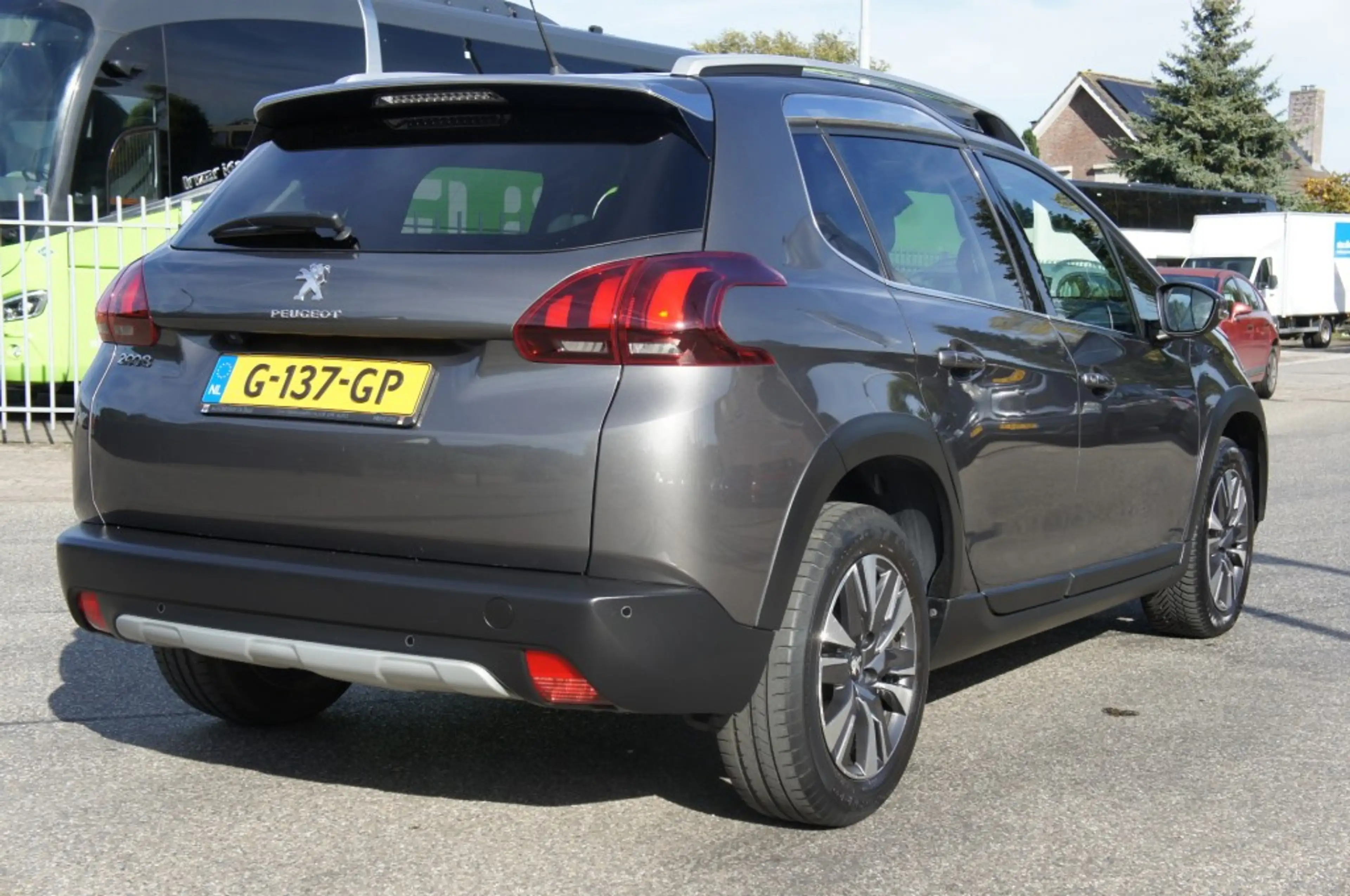 Peugeot 2008 1.2 PURETECH ALLURE NAVI/PANO/APPLECARPLAY-ANDROID — photo 4