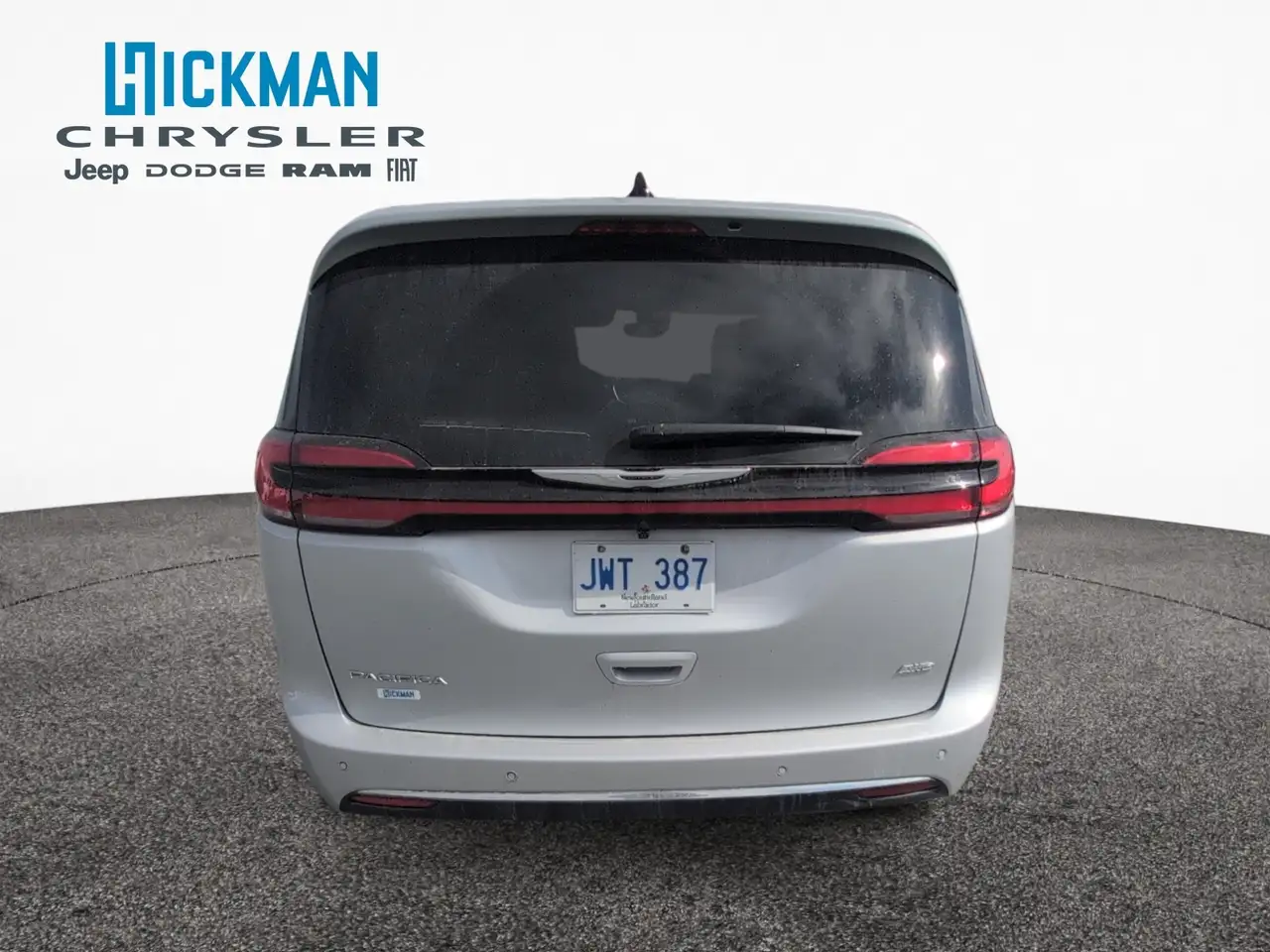 Chrysler Pacifica снимка Chrysler Pacifica