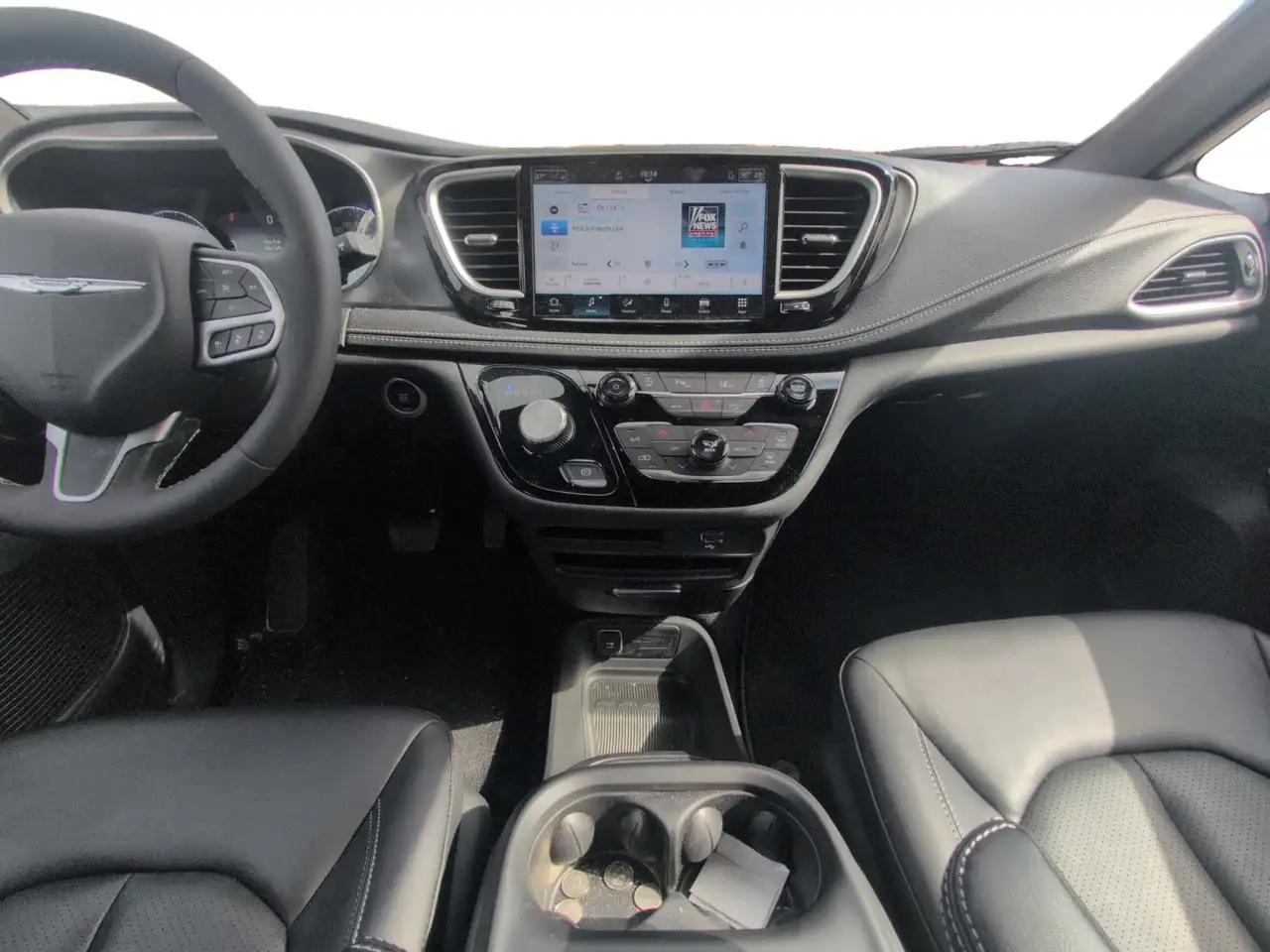 Chrysler Pacifica снимка Chrysler Pacifica