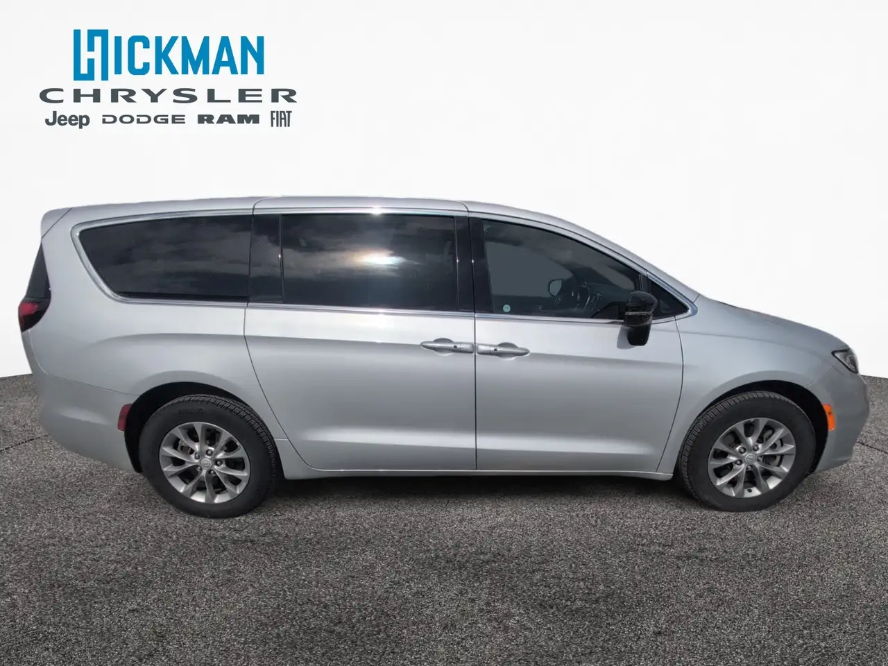 Chrysler Pacifica снимка Chrysler Pacifica