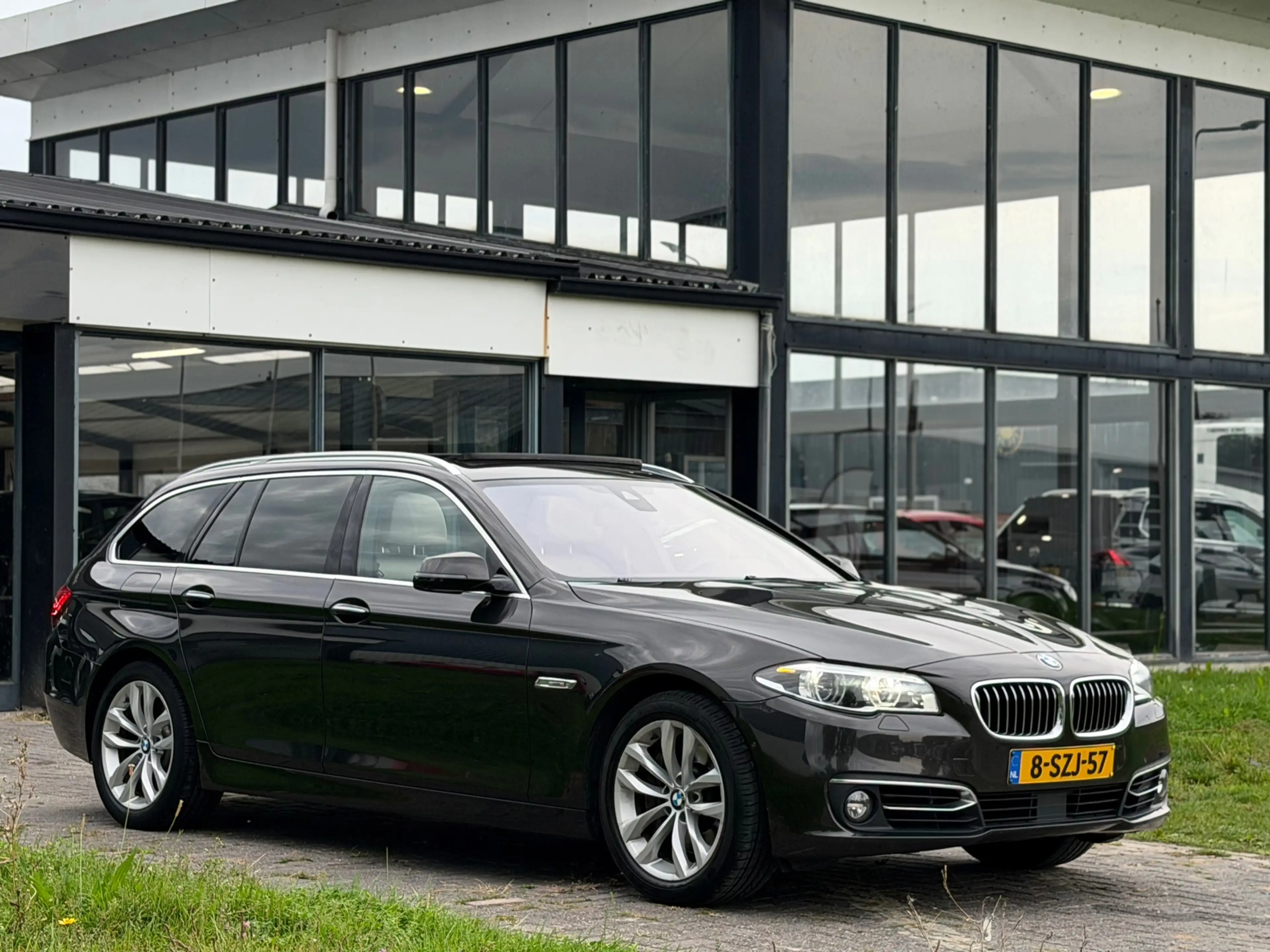 BMW 528 5-serie Touring 528i High Luxury/Pano/Memory/New D — photo 2