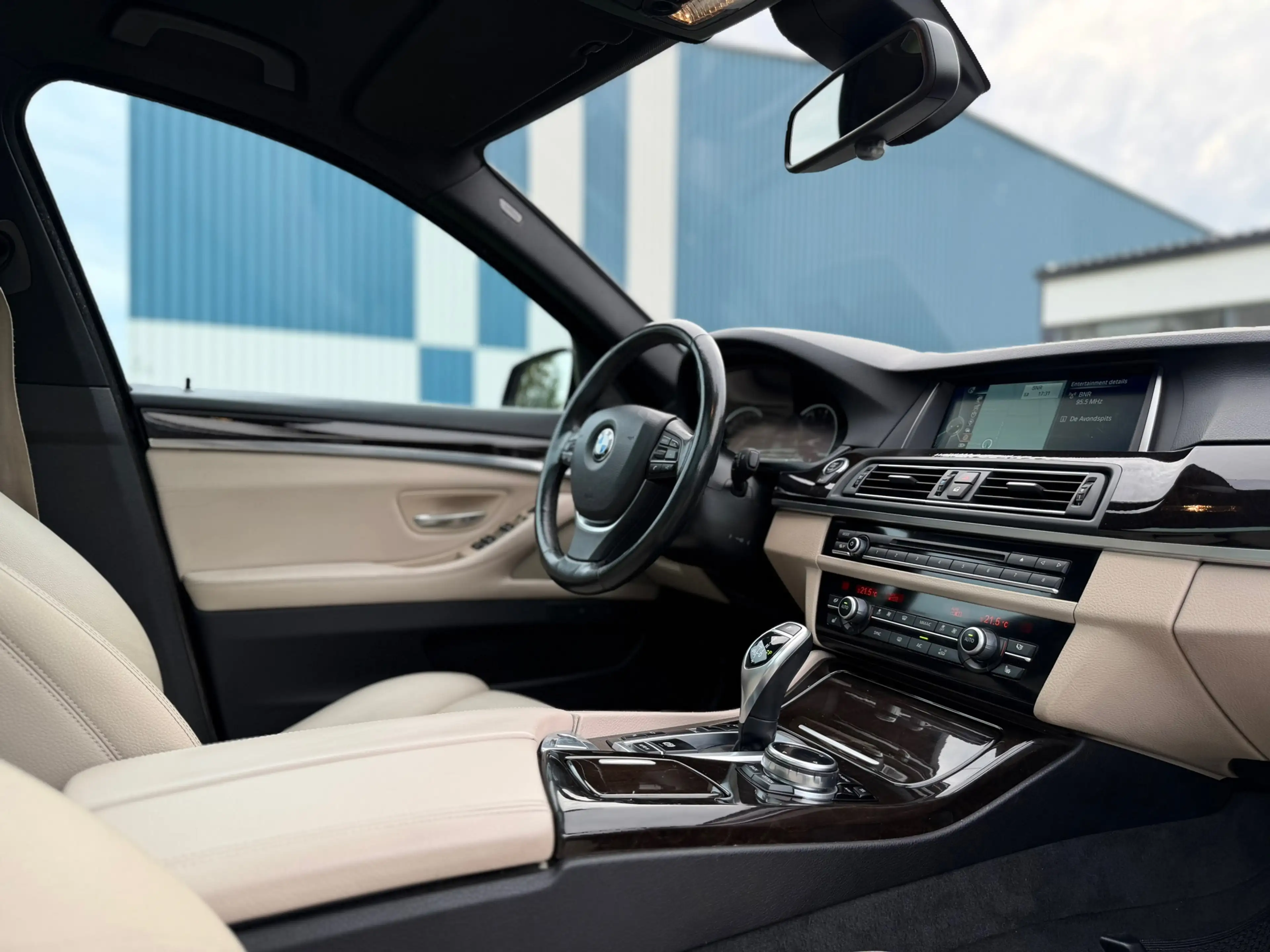 BMW 528 5-serie Touring 528i High Luxury/Pano/Memory/New D — photo 10
