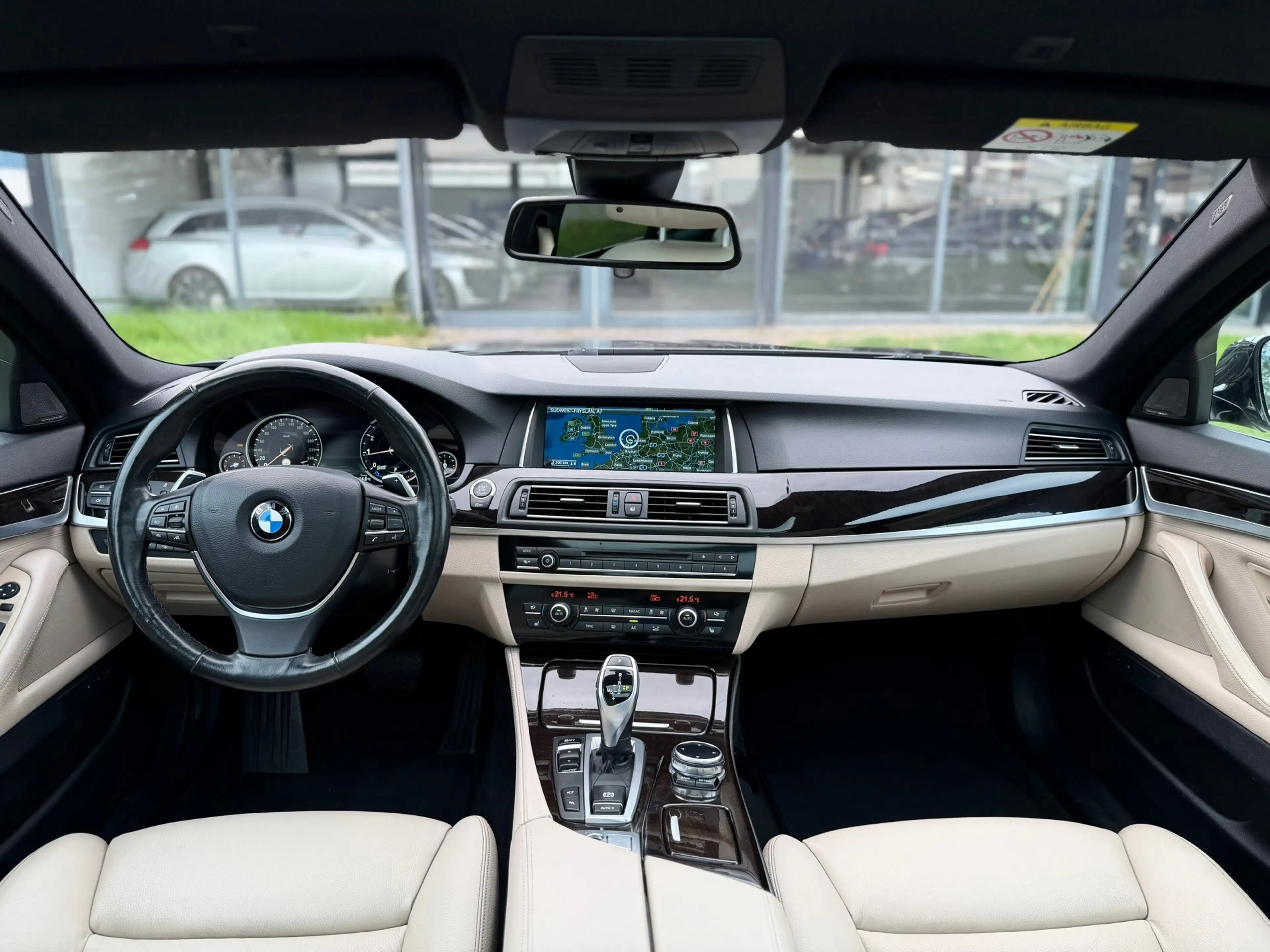 BMW 528 5-serie Touring 528i High Luxury/Pano/Memory/New D — photo 8