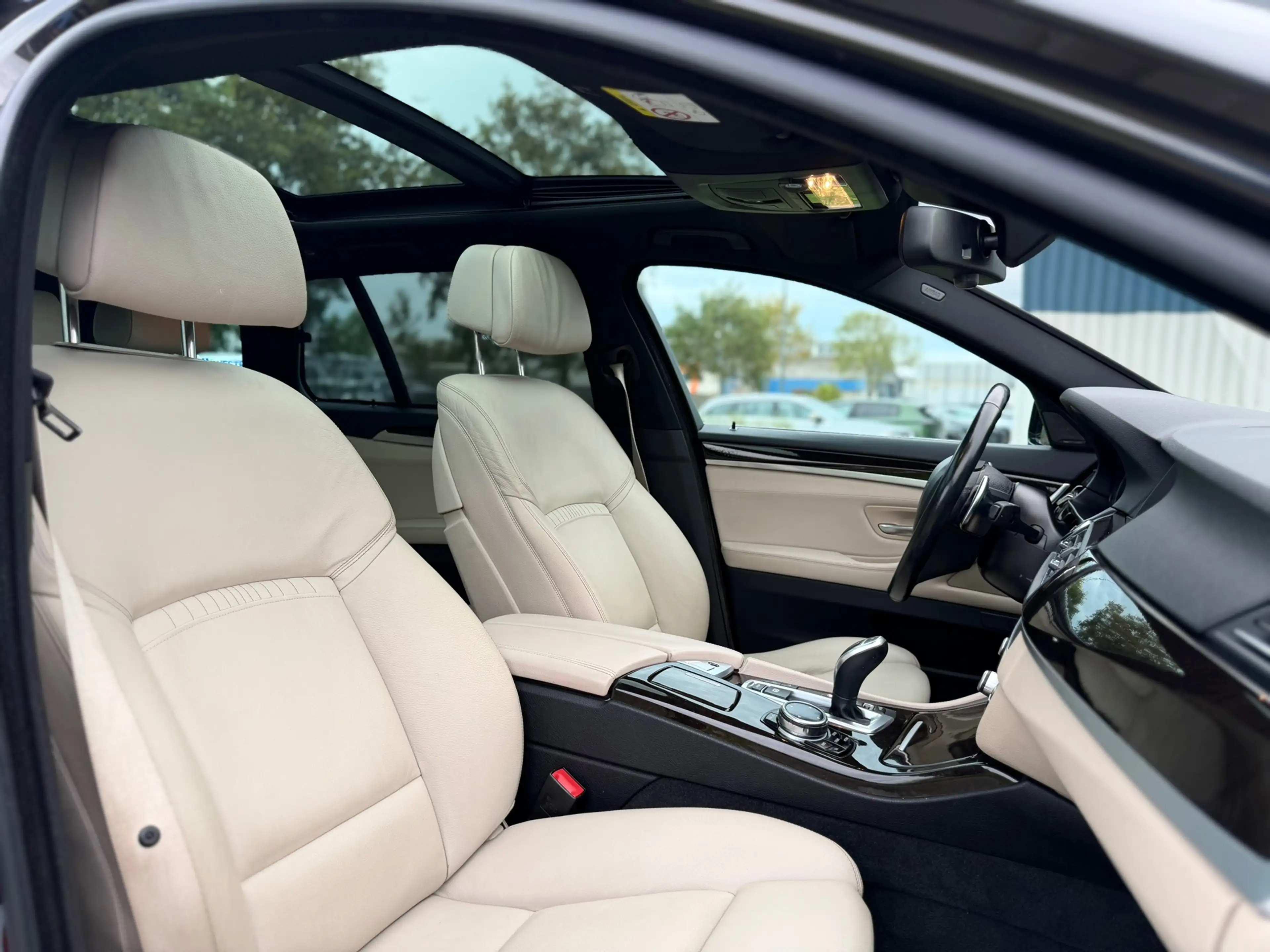 BMW 528 5-serie Touring 528i High Luxury/Pano/Memory/New D — photo 11