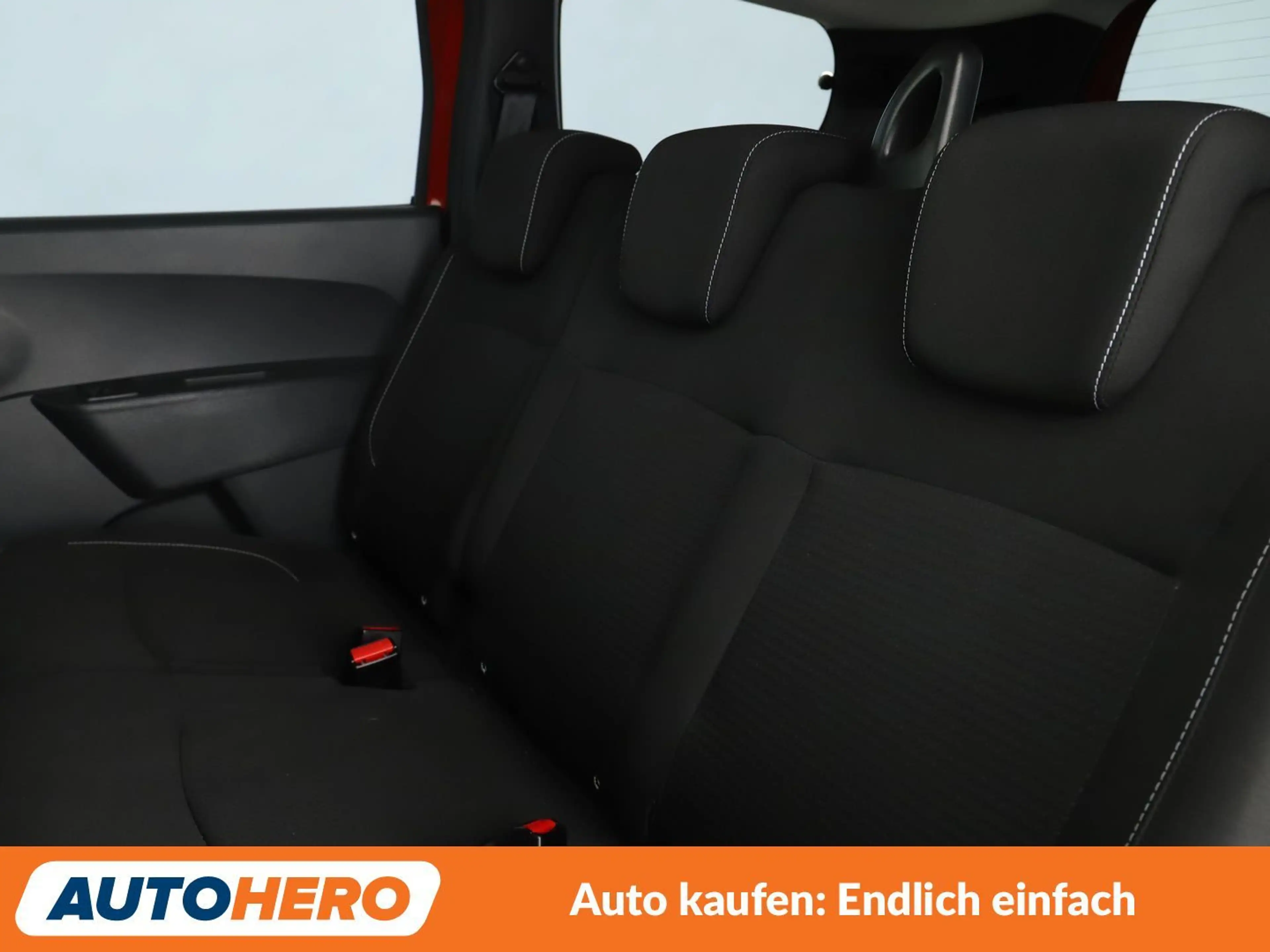 Dacia Lodgy 1.3 TCe Comfort *NAVI*CAM*SHZ*TEMPO*KLIMA* — photo 14