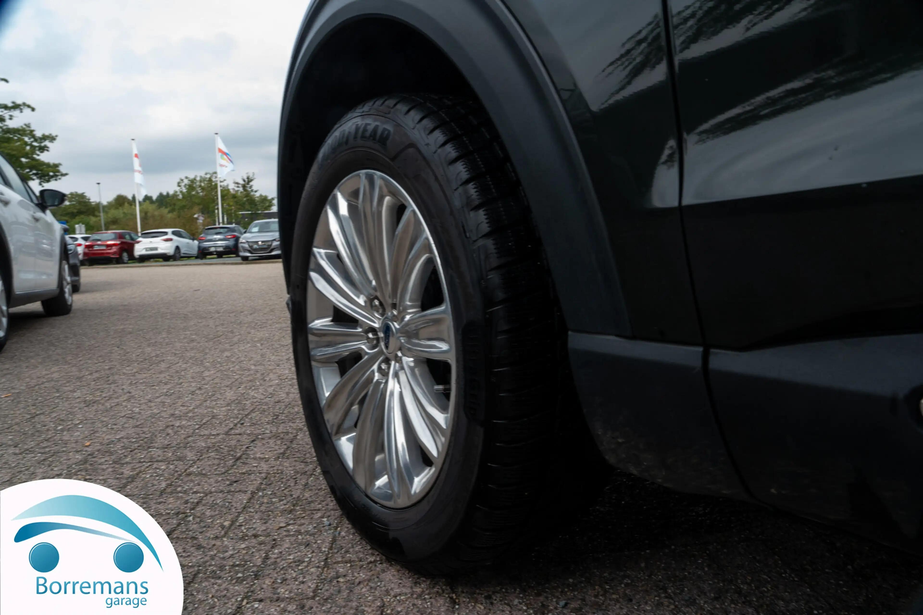 Ford Explorer 3.0 V6 HYBRIDE ST-LINE 360 PK PLATINIUM — photo 8