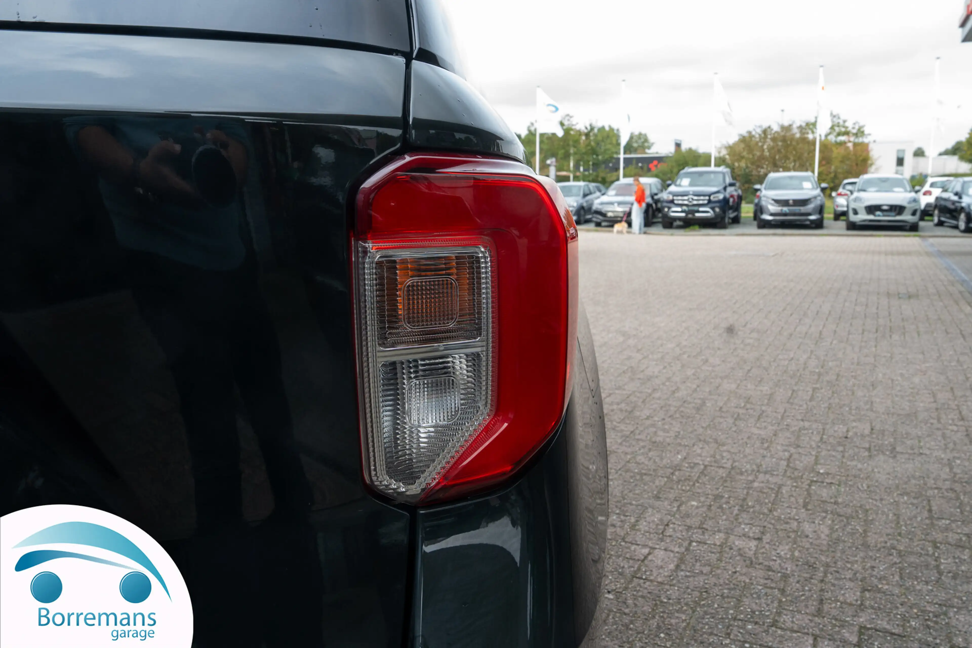 Ford Explorer 3.0 V6 HYBRIDE ST-LINE 360 PK PLATINIUM — photo 9