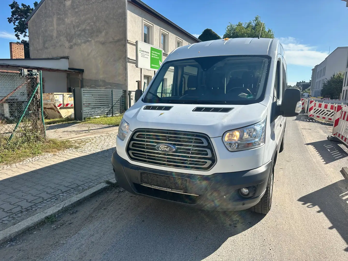 Ford Transit 350 L3 Trend. Automatik Weiß - 2