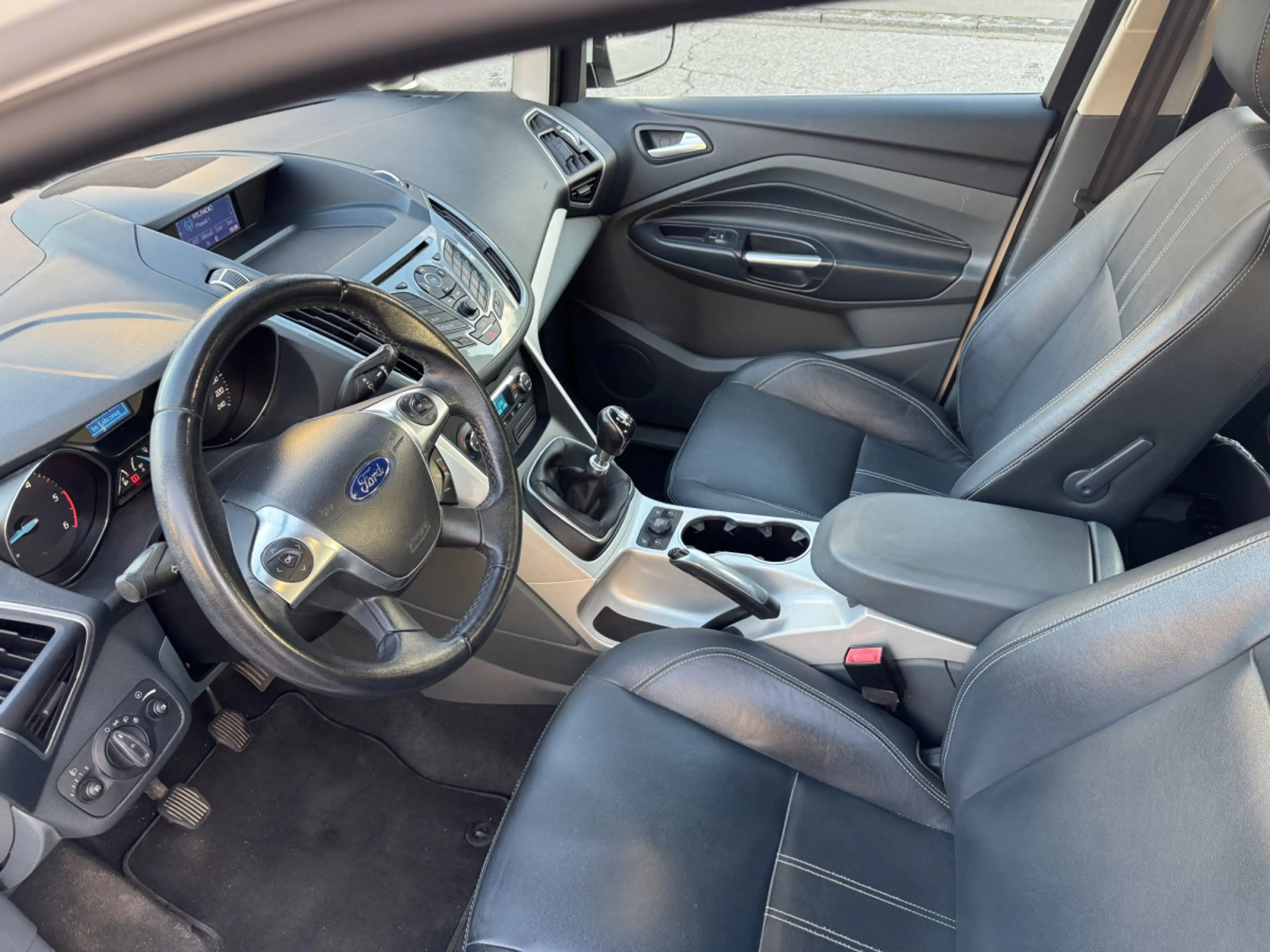 Ford C-Max 2.0 Diesel 136ch 5Places Cuir-Navi-Pdc-Attache — photo 8