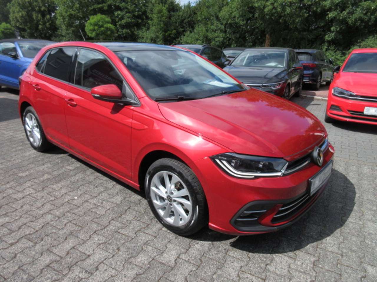 Volkswagen Polo 2023 — Style 1.0 TSI DSG NAVI PANORAMA KAMERA IQ LIGHT ACC ALU APS SITZHEIZUNG CLIMATRONIC