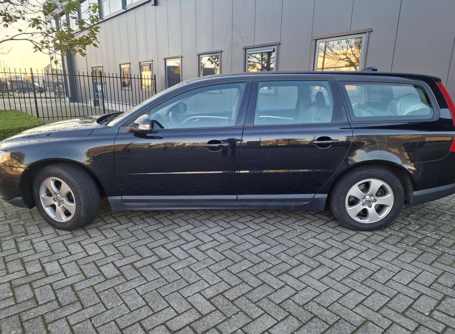 Volvo V70 afbeelding 8