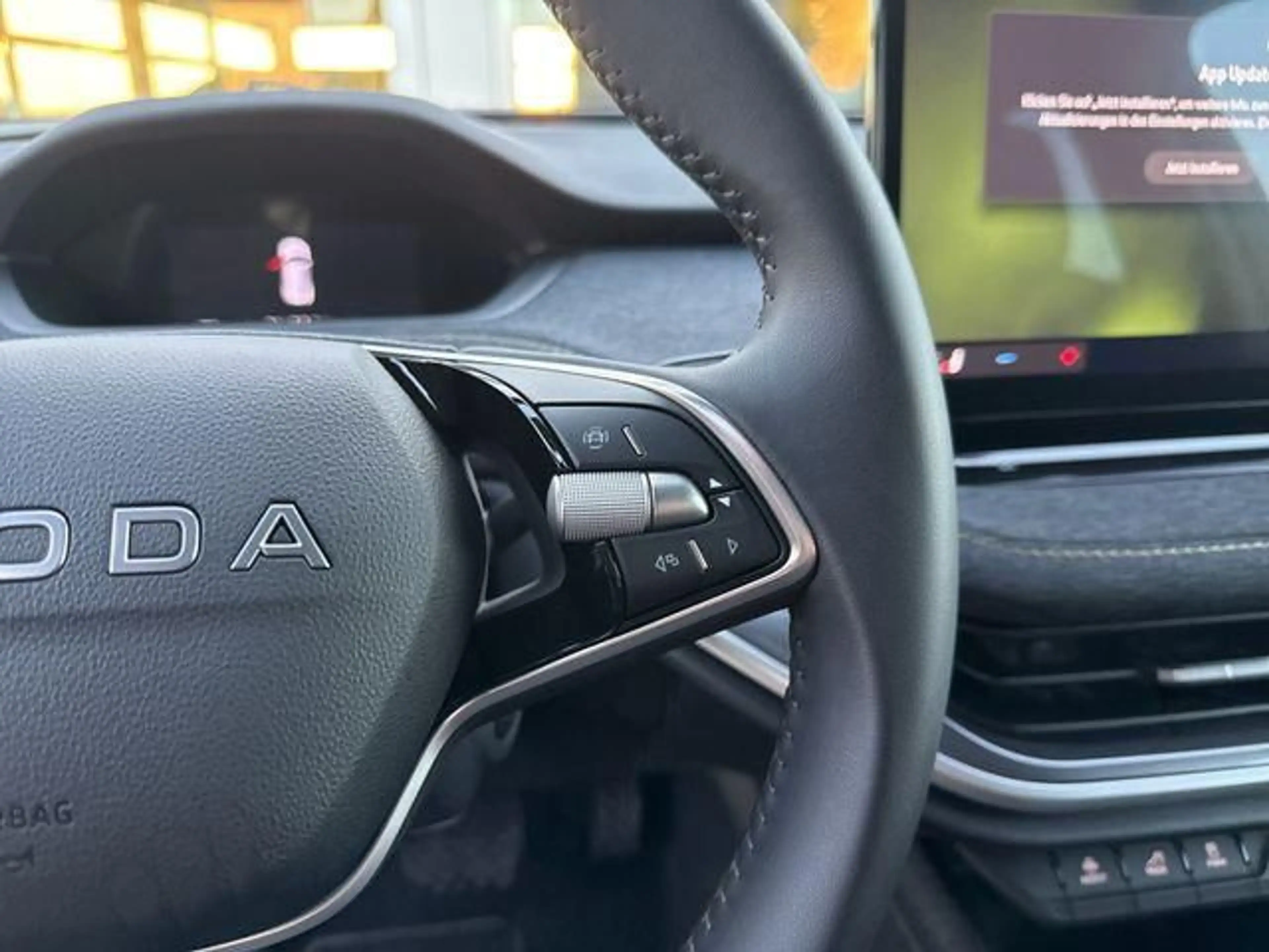 Skoda Elroq Škoda Elroq 85 Loft 210 kW Wärmepumpe AHK +8Fach — photo 8