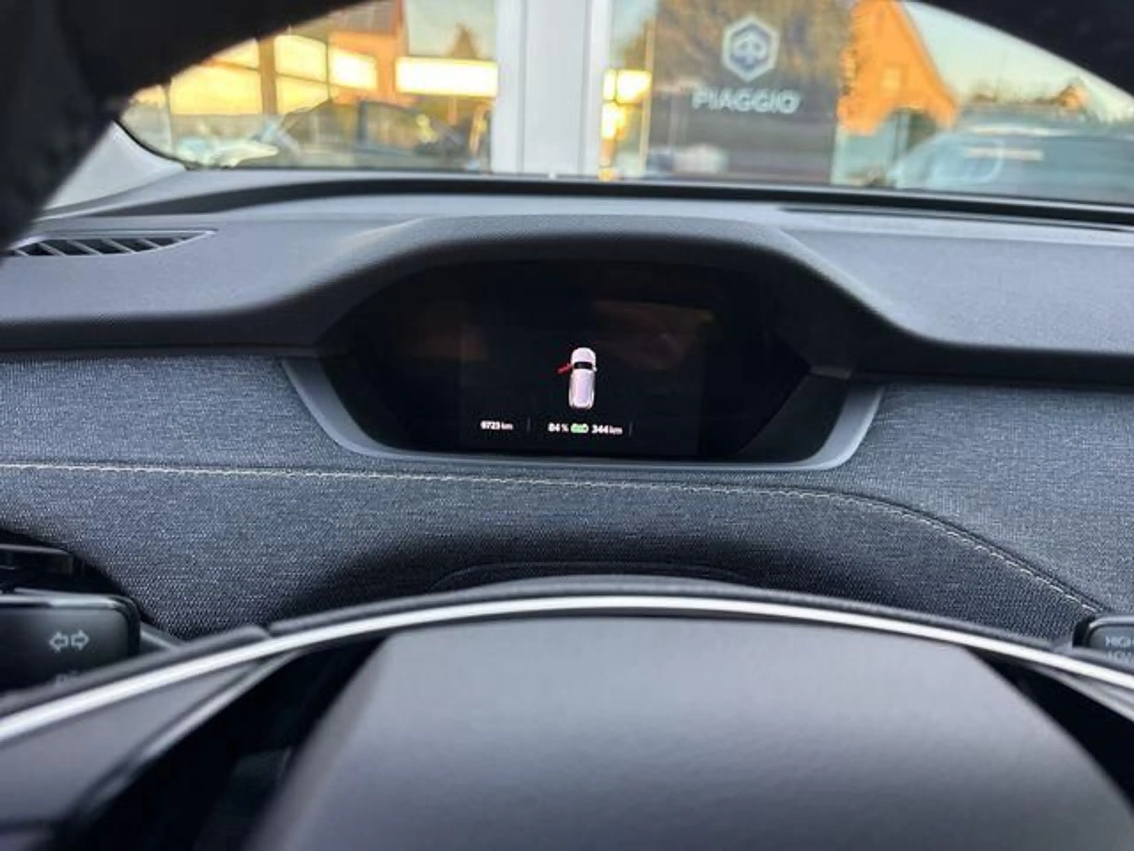 Skoda Elroq Škoda Elroq 85 Loft 210 kW Wärmepumpe AHK +8Fach — photo 9