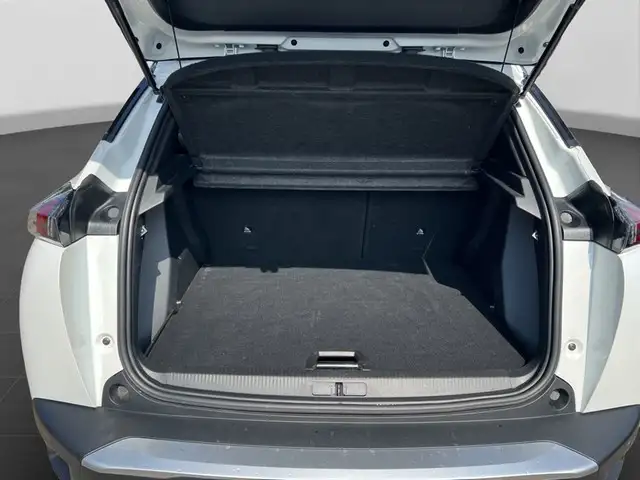 Peugeot 2008 view 16