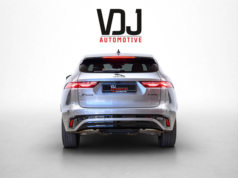 Jaguar F-Pace 2.0 T PHEV AWD P400e R-Dynamic Black pack — photo 4