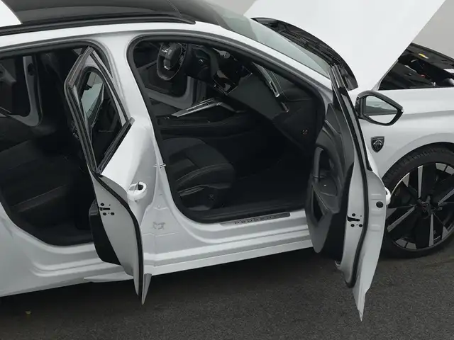 Peugeot 308 SW view 12