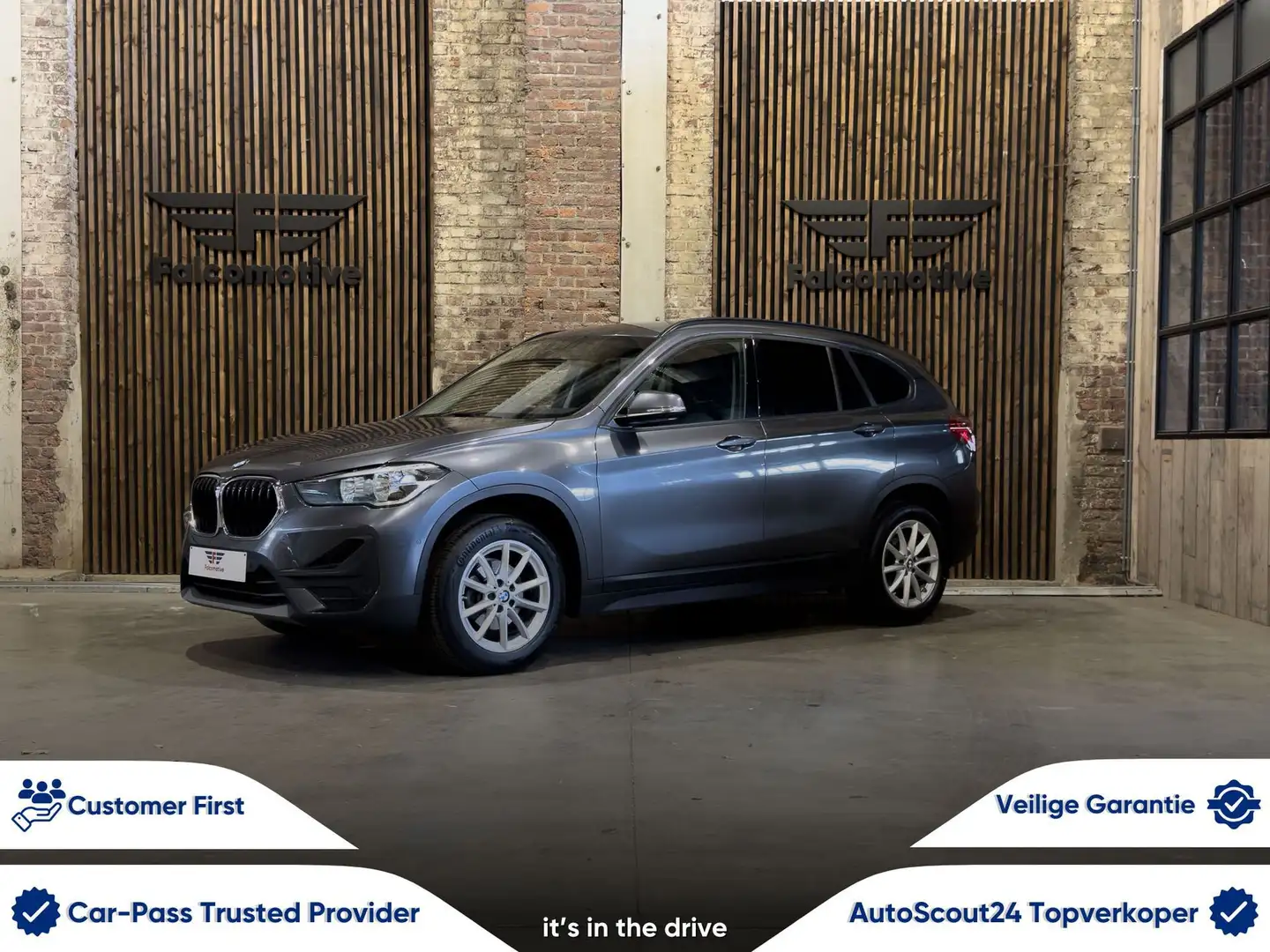 BMW X1 sDrive16dA*AUT*ZETELVERW.*NAVI*LEDER* Gris - 1