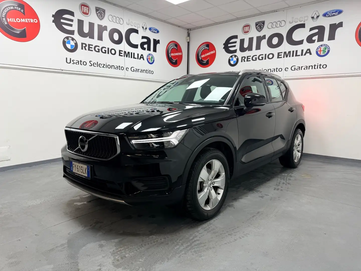 Volvo XC40 XC40 T3 Geartronic Inscription Black - 1