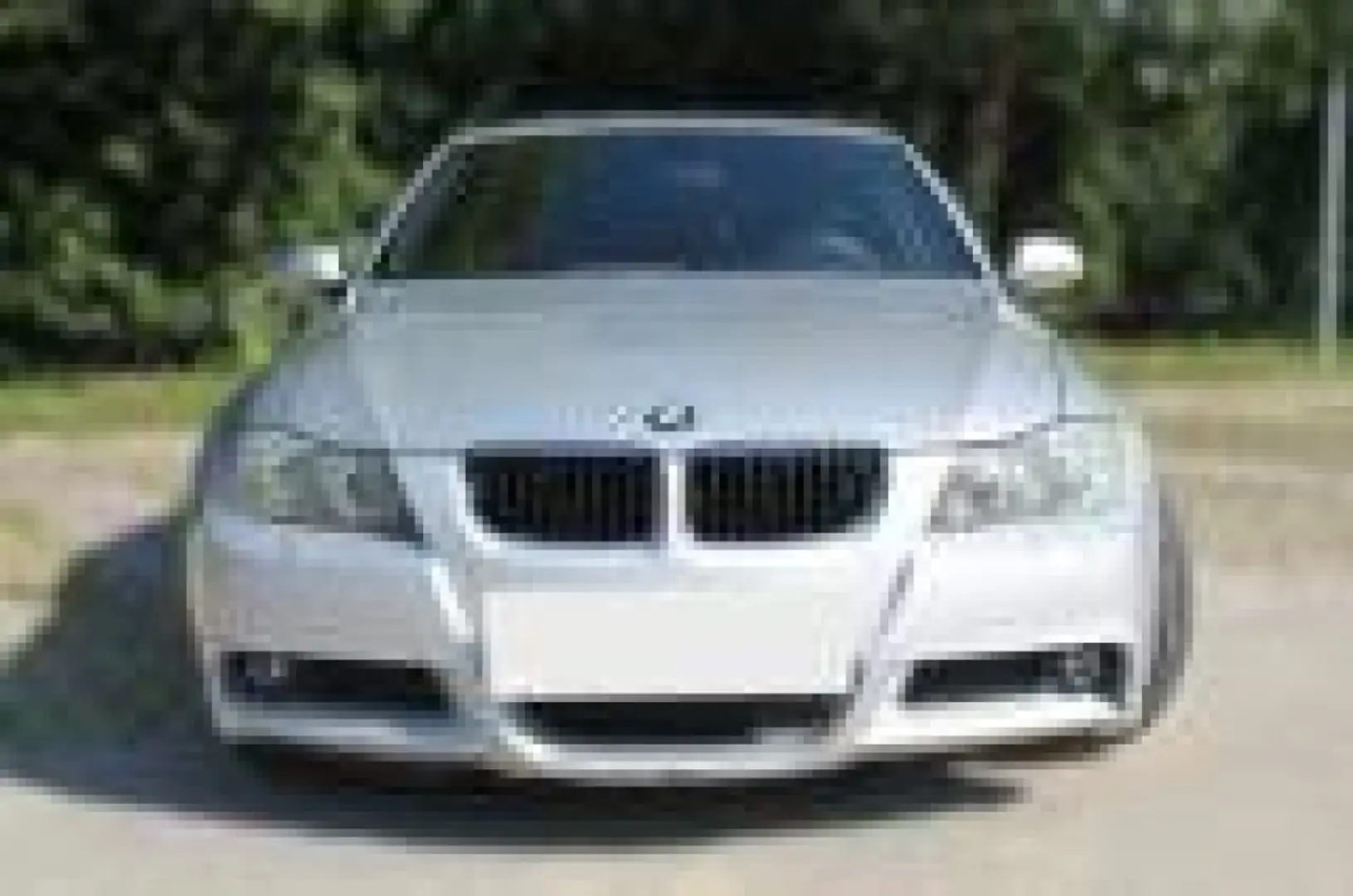 BMW 320 BMW 320 - CAMBIO AUTOMATICO Grigio - 2