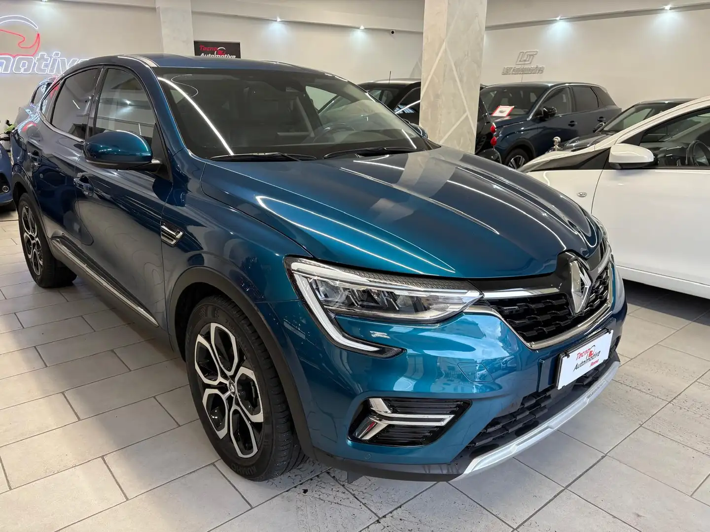 Renault Arkana 1.6 E-Tech full hybrid Intens 145cv *SUPER PROMO* Blau - 1
