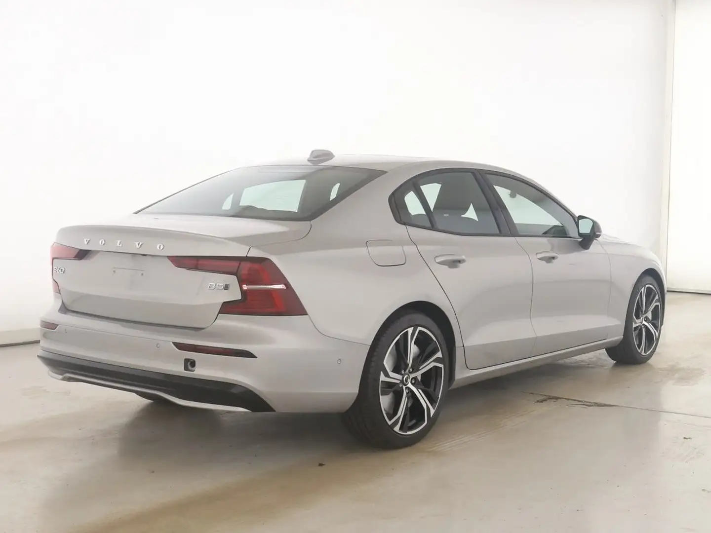 Volvo S60 B5 AWD Mild-Hybrid Benzin Ultimate Dark srebrna - 2