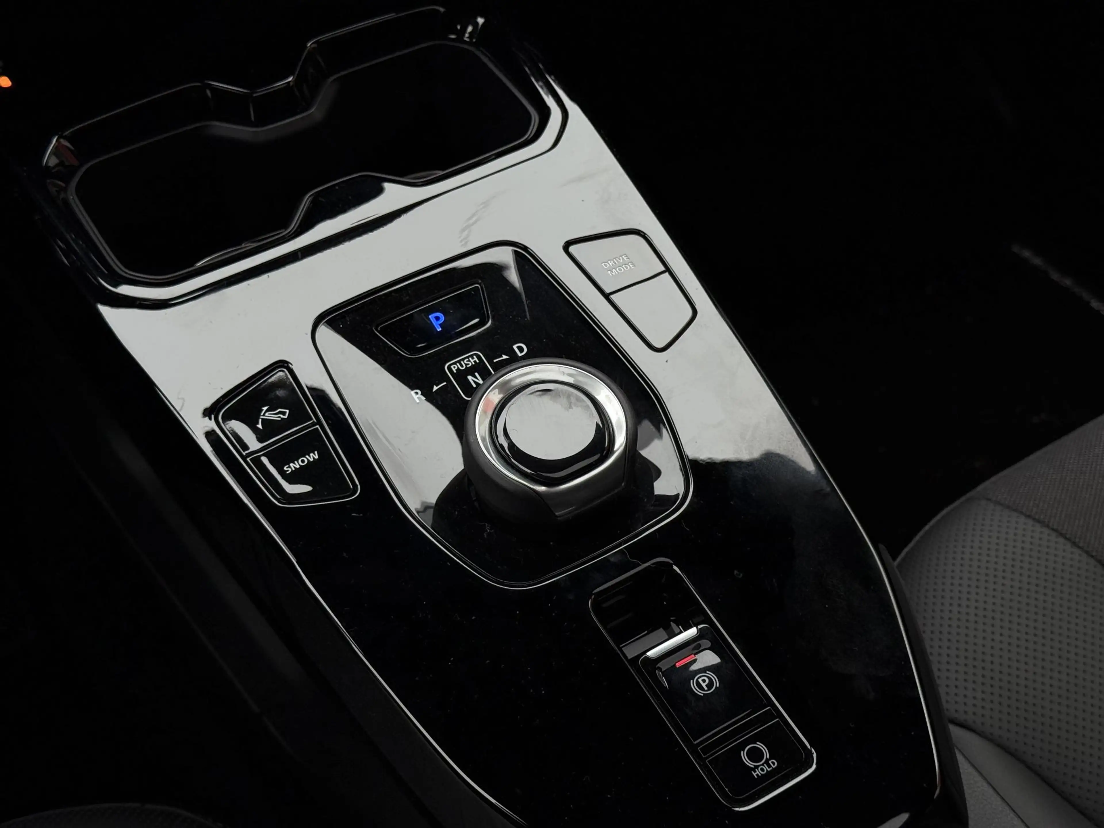 Toyota Urban Cruiser Executive 61 kWh JBL AUDIO PANORAMADAK 360 GRADEN — photo 14
