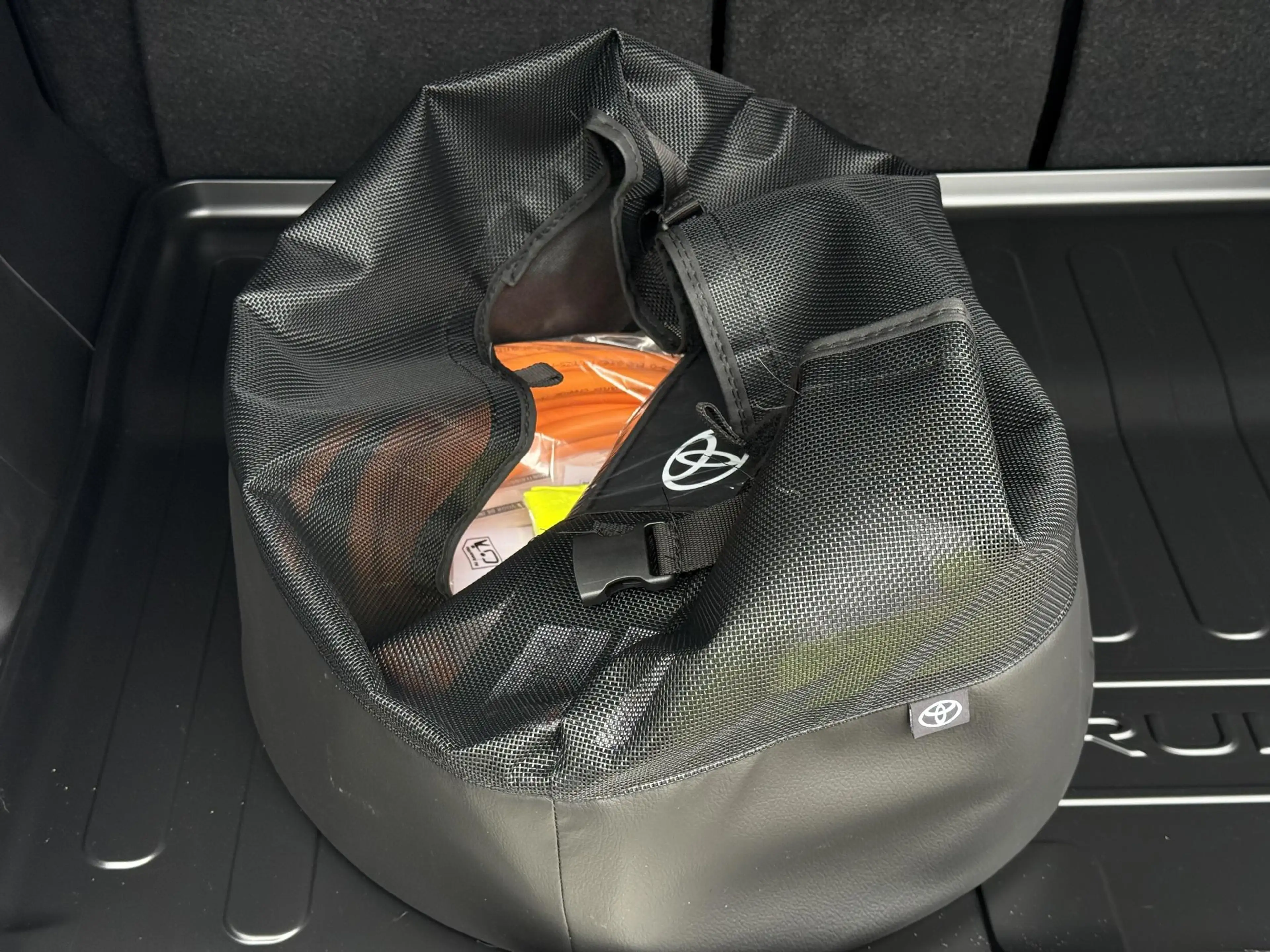Toyota Urban Cruiser Executive 61 kWh JBL AUDIO PANORAMADAK 360 GRADEN — photo 27