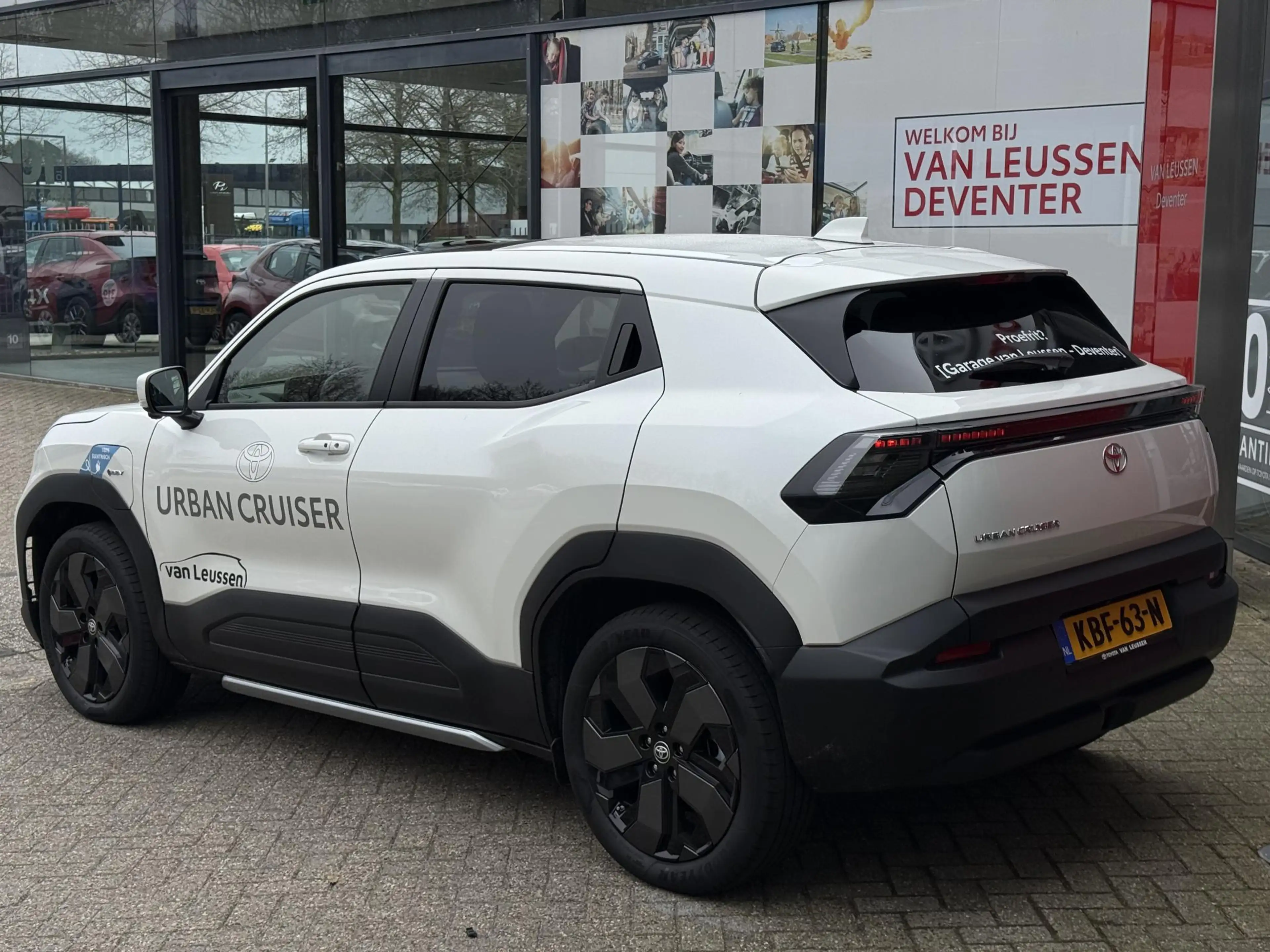 Toyota Urban Cruiser Executive 61 kWh JBL AUDIO PANORAMADAK 360 GRADEN — photo 2