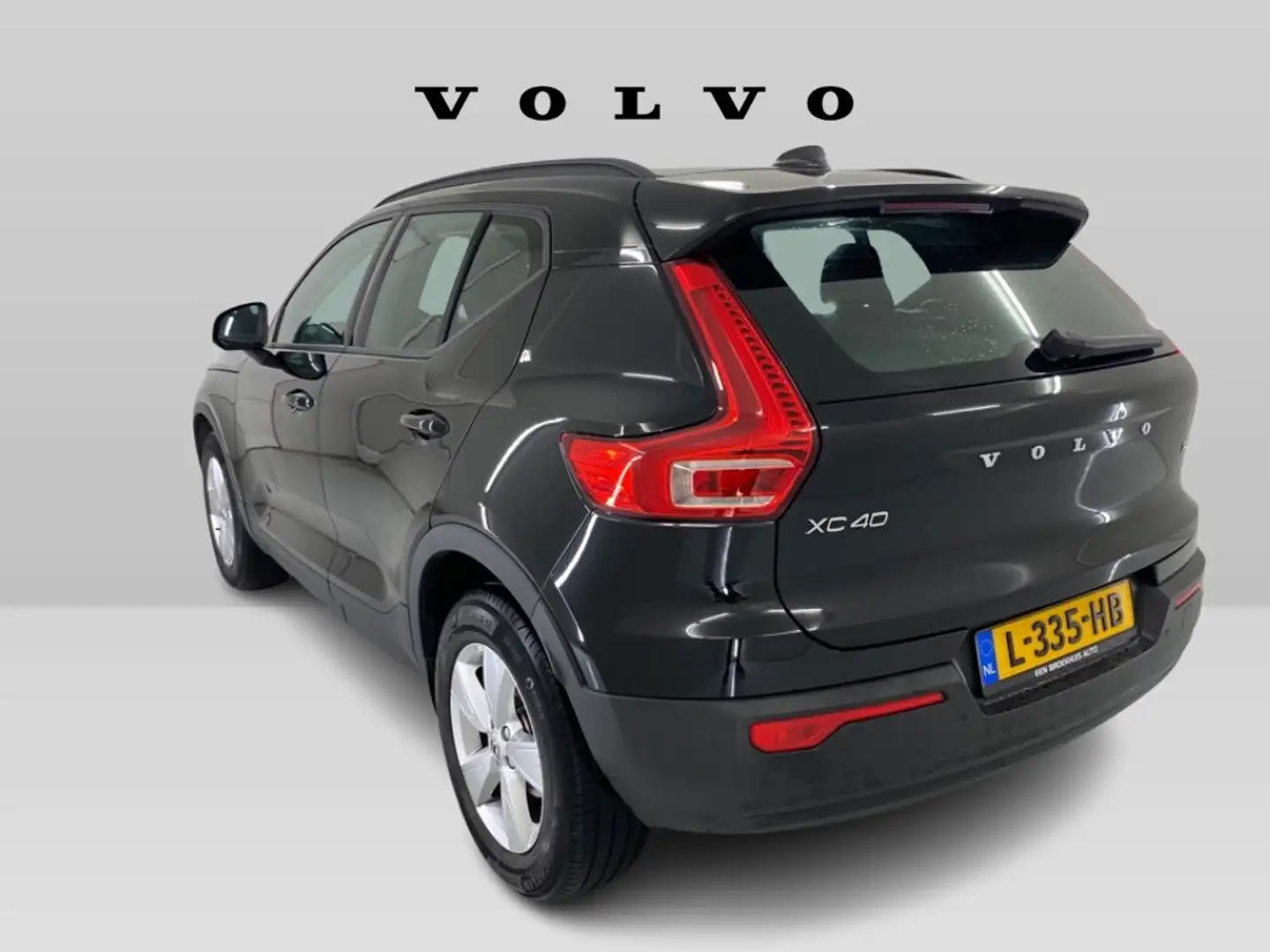 Volvo XC40 1.5 T2 Momentum Core | Trekhaak | Onyx Black | Vol Nero - 2