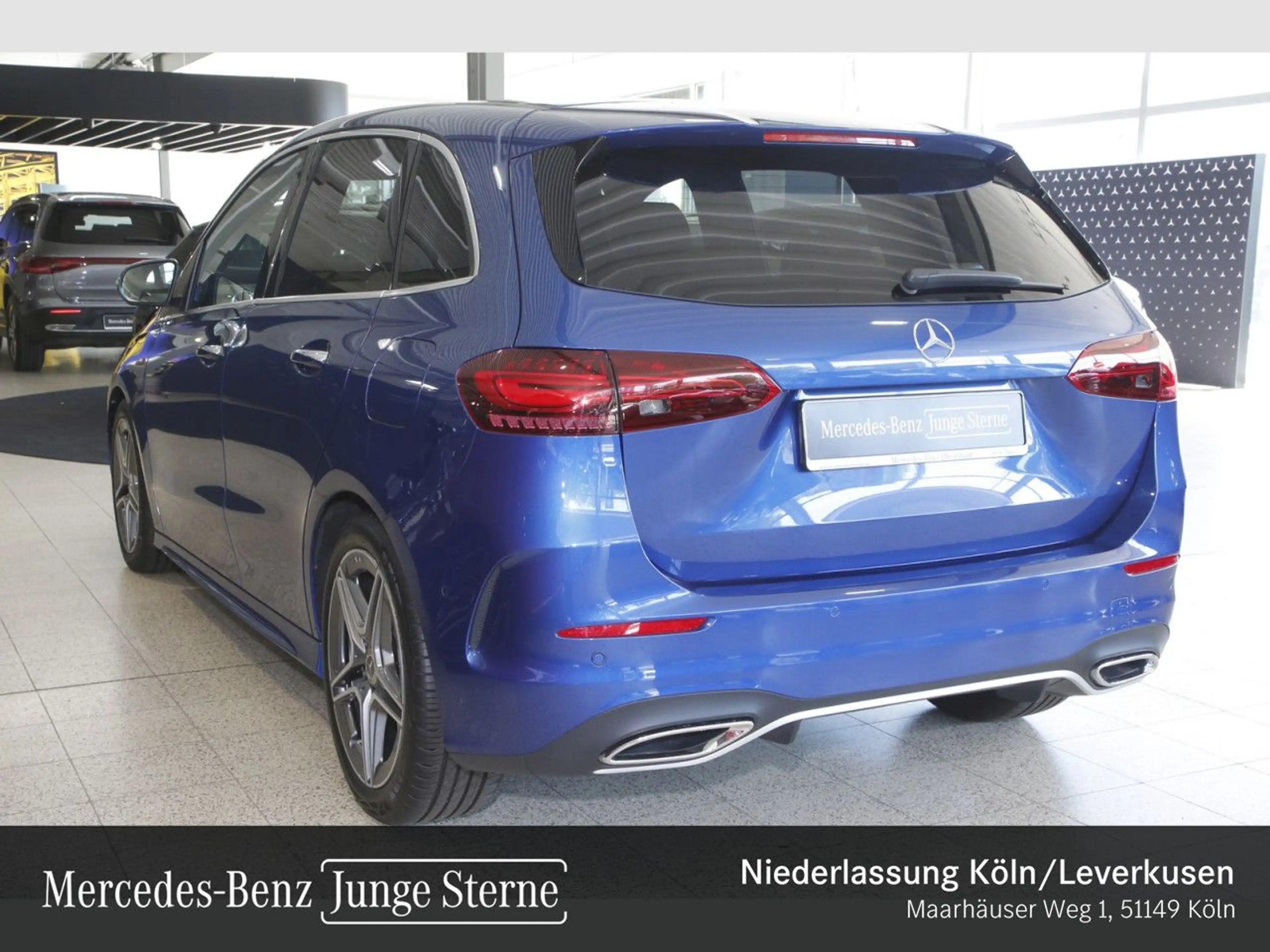 Mercedes-Benz B 220 d AMG+AHK+LED+KAMERA+TOTW+KEYLESS+8G — photo 10