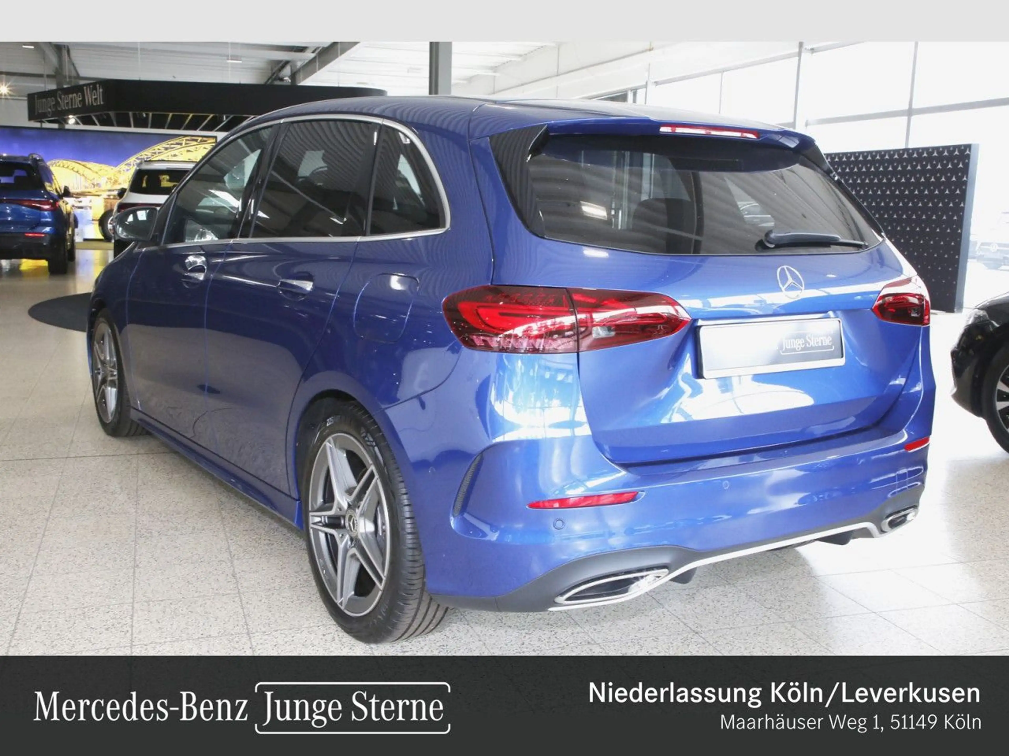 Mercedes-Benz B 220 d AMG+AHK+LED+KAMERA+TOTW+KEYLESS+8G — photo 10