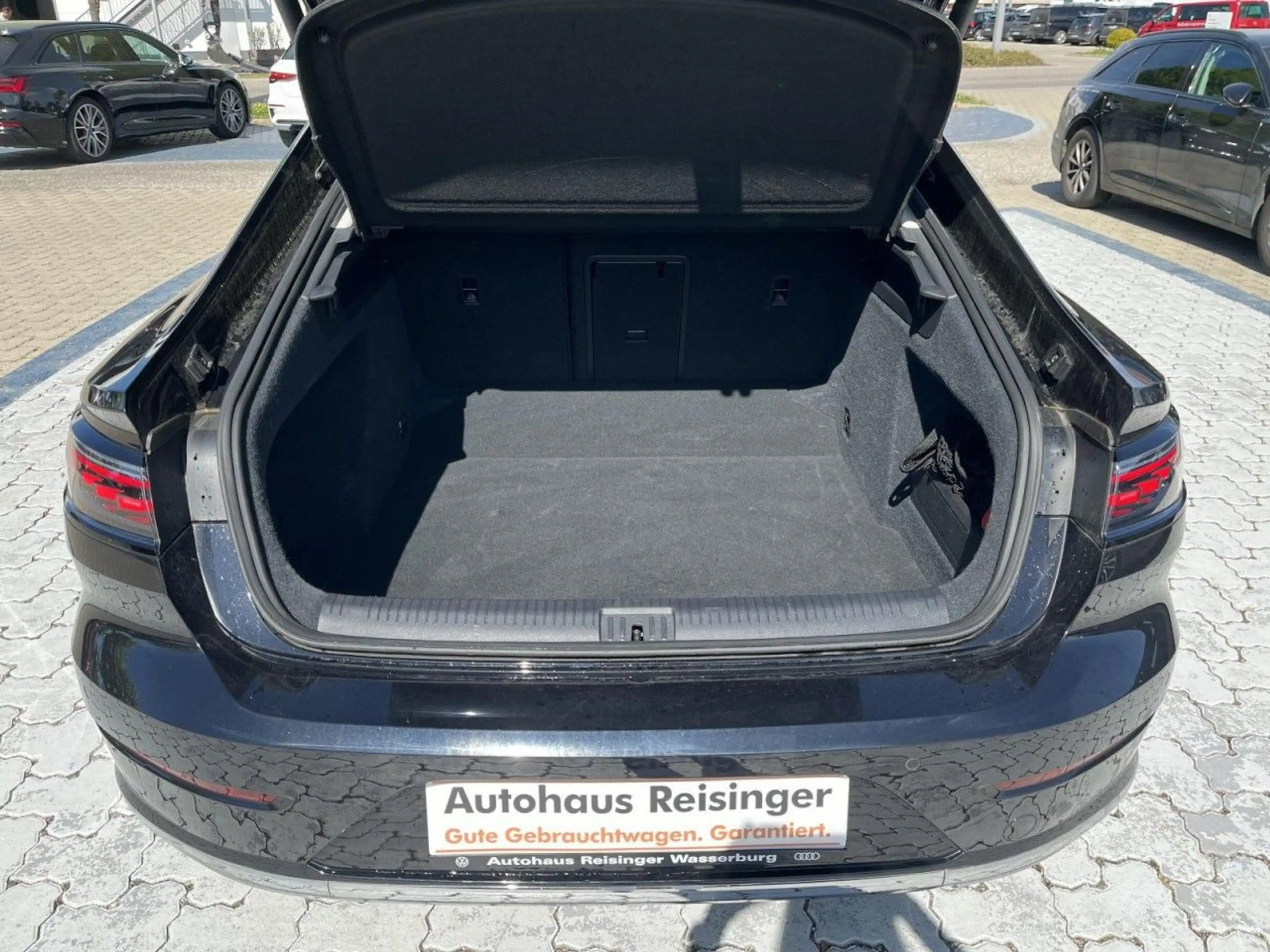 Volkswagen Arteon 2,0 TDI DSG Elegance (Navi+IQLight+RearVi — photo 6