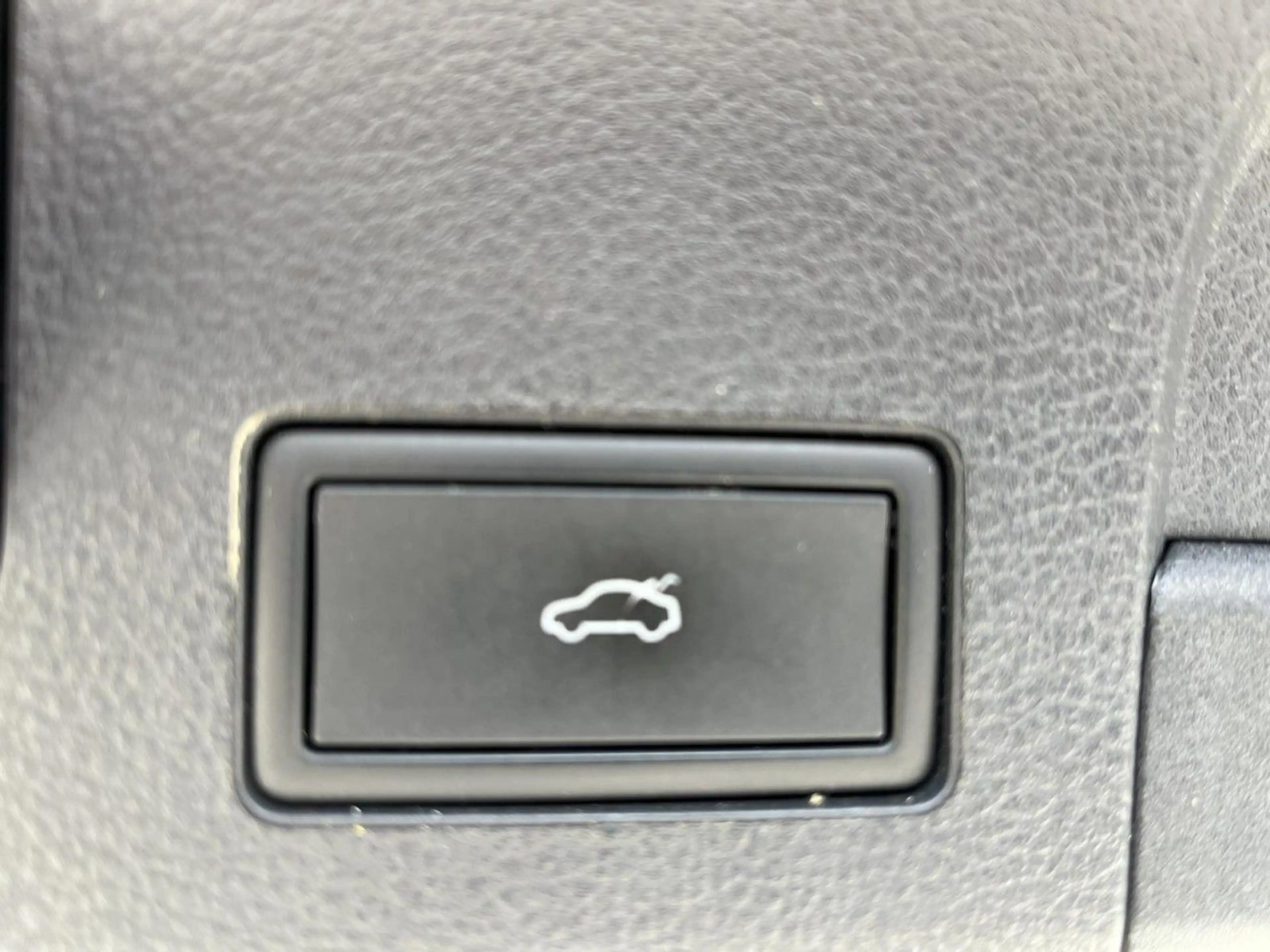 Volkswagen Arteon 2,0 TDI DSG Elegance (Navi+IQLight+RearVi — photo 7