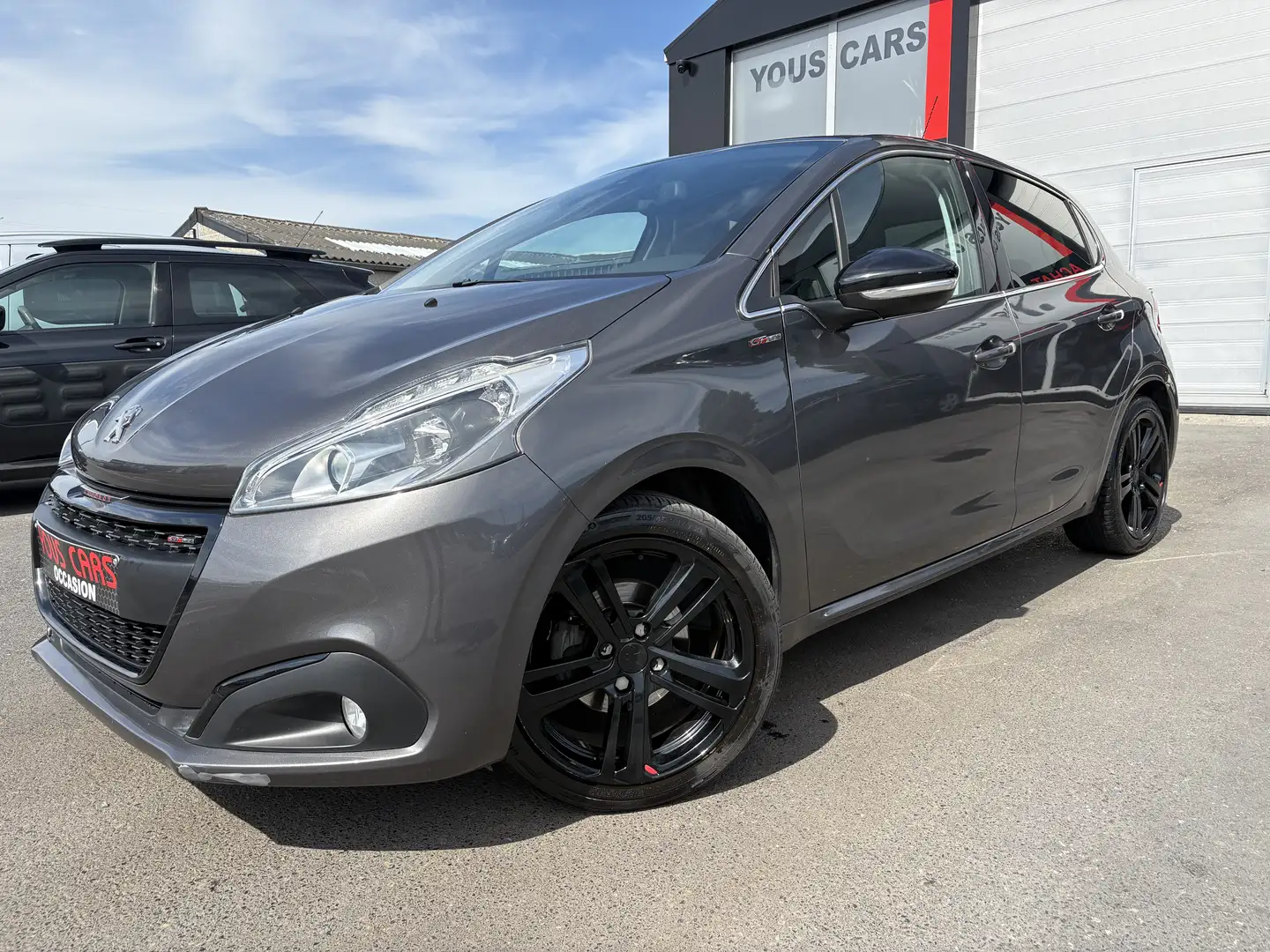 Peugeot 208 208 1.2 PureTech GT Line S Gris - 1