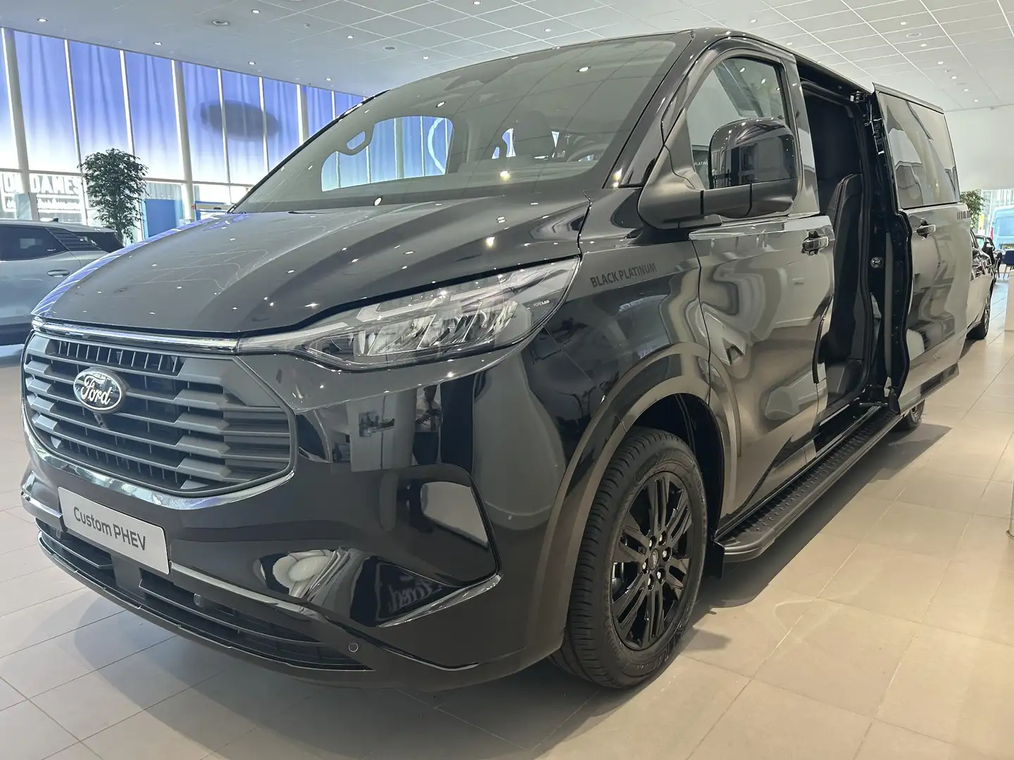 Ford Transit Custom Transit Custom Limited Black Platinum | NETTO BIJT Zwart - 2
