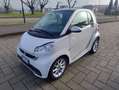 smart forTwo II 2007 1.0 mhd Urbanrunner 71cv SERVOSTERZO Bianco - thumbnail 1