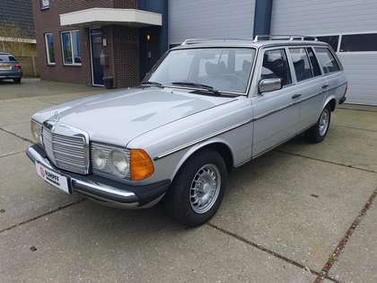 Mercedes-Benz 300 300TD (W123) 7 persoons